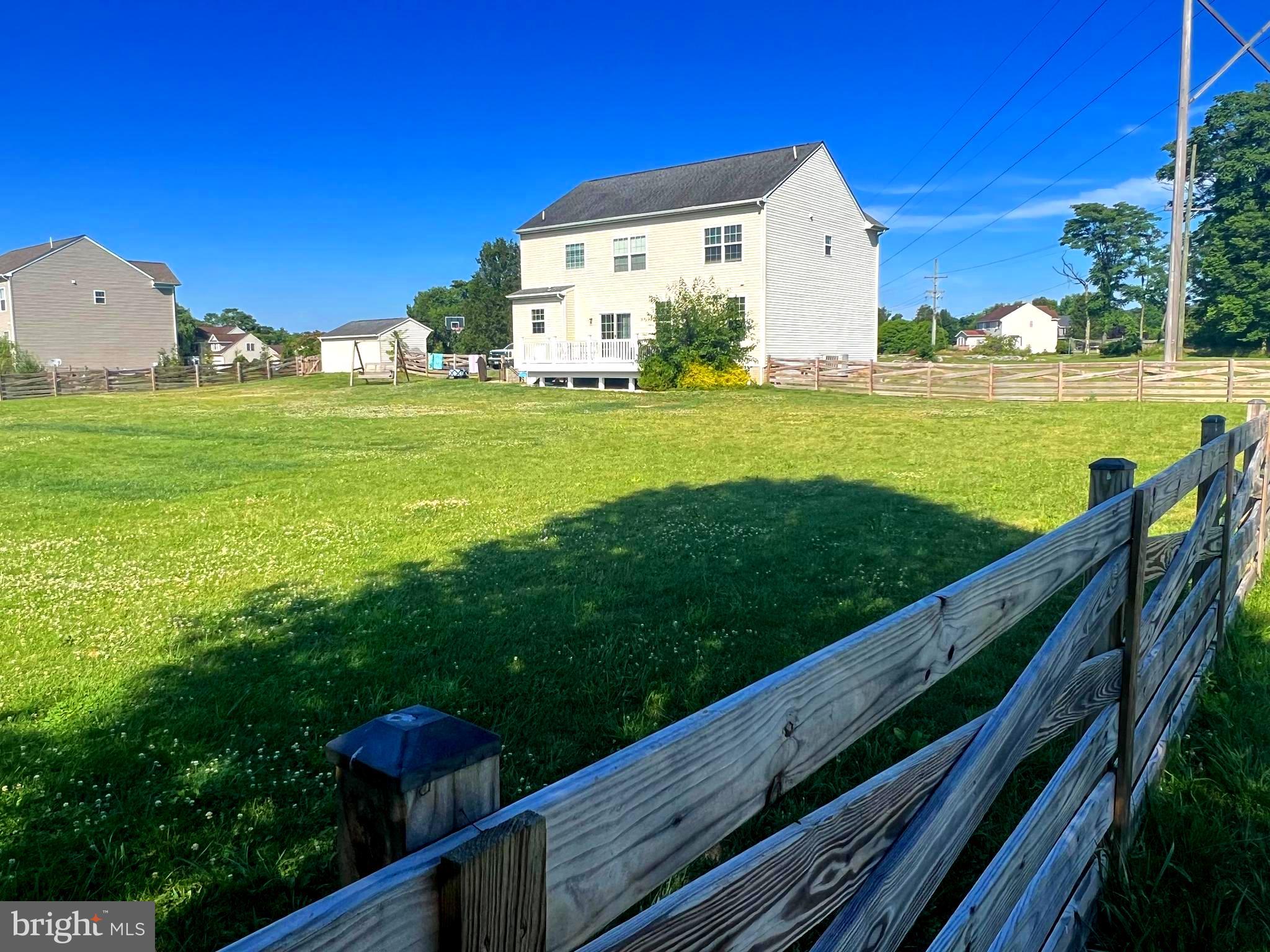 AMBERFIELD - Residential