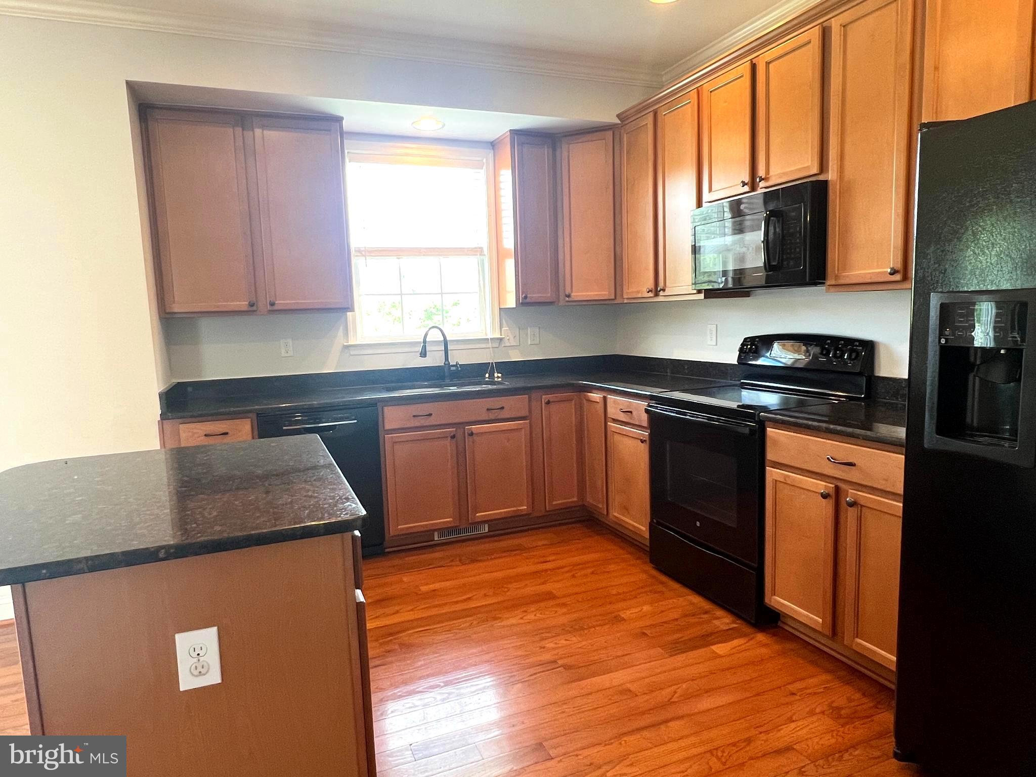 AMBERFIELD - Residential