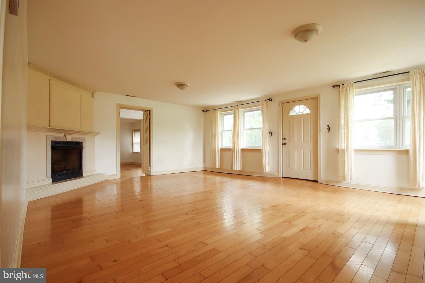 892 DEER RUN ROAD