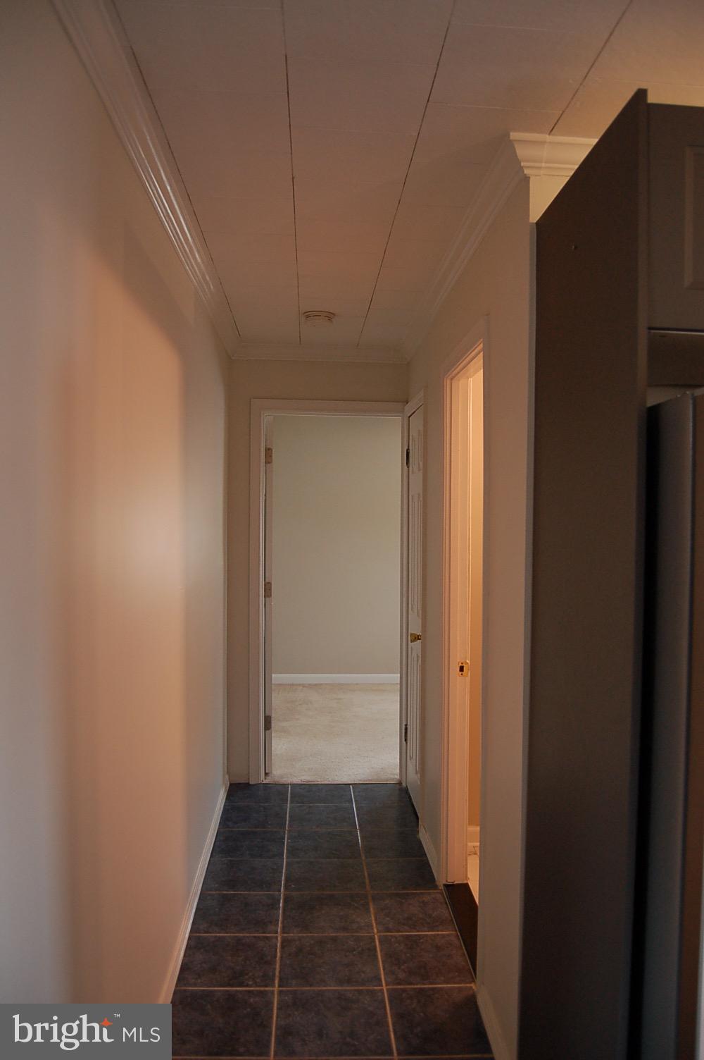 MIDDLE RIVER - Residential