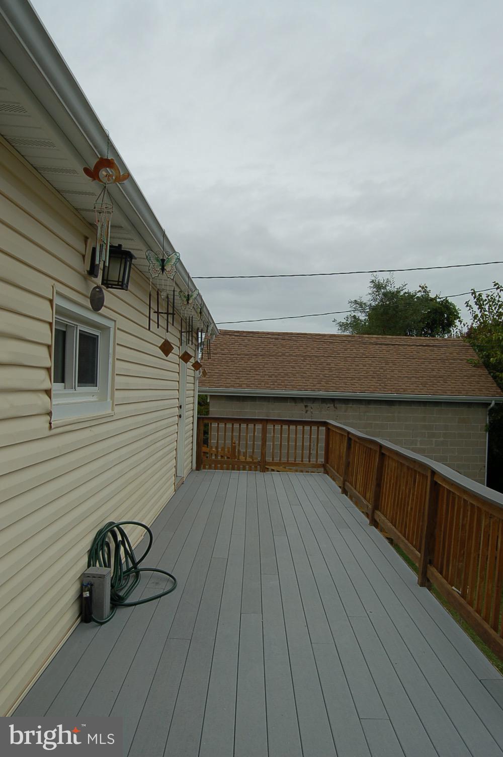 MIDDLE RIVER - Residential