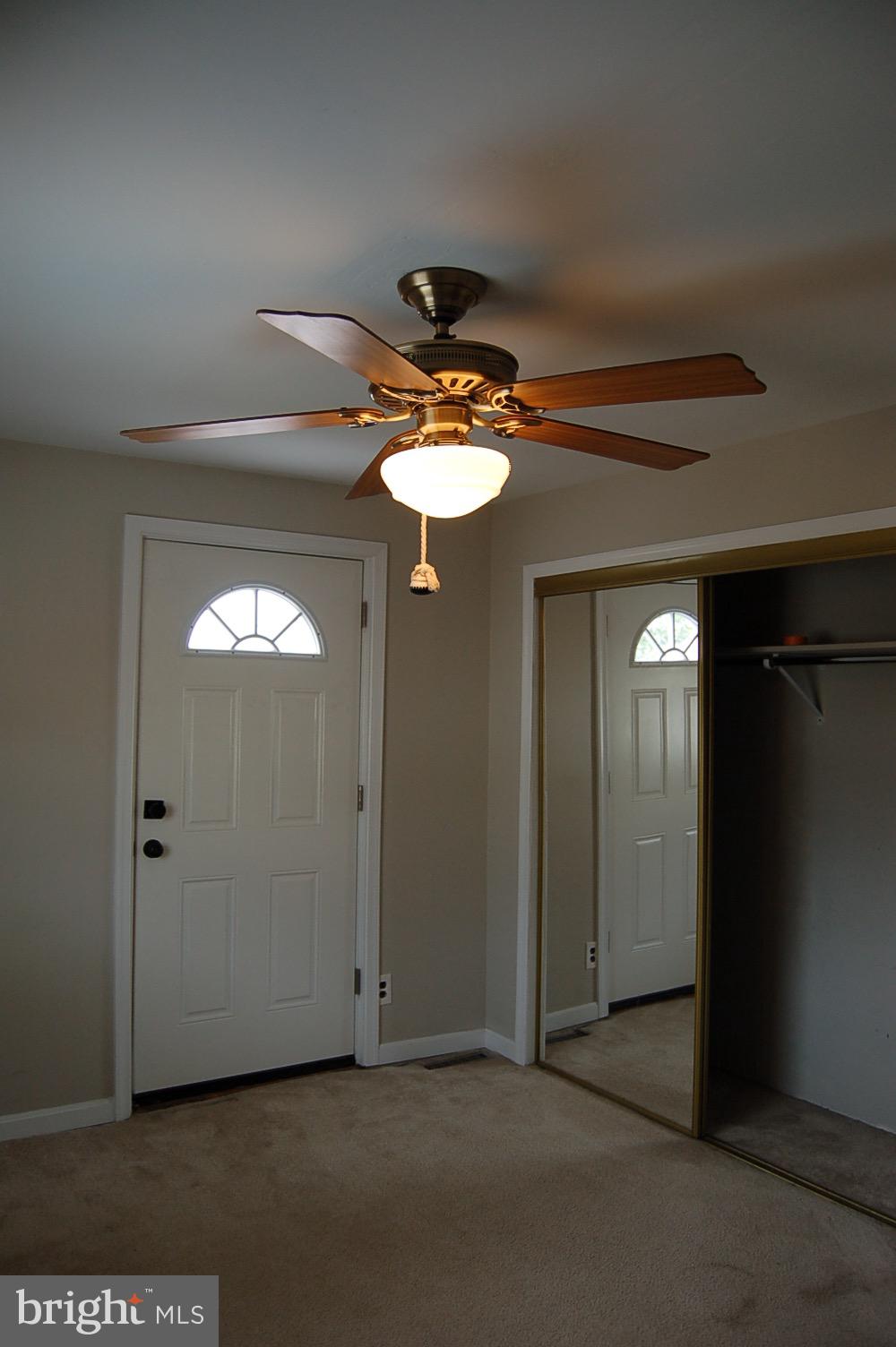 MIDDLE RIVER - Residential