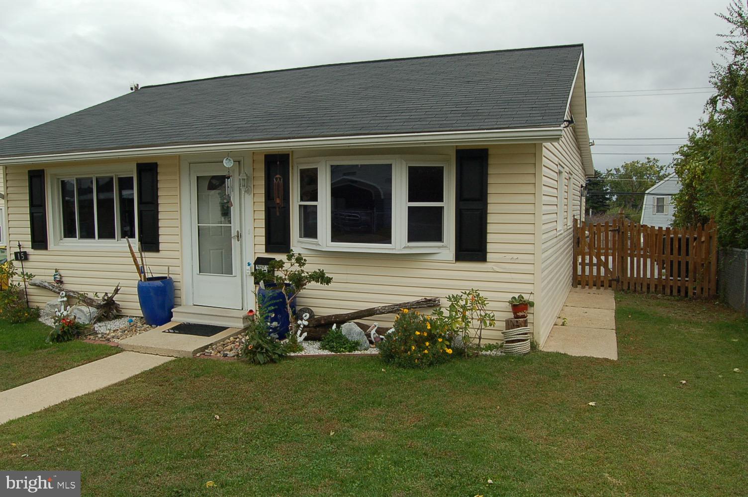 MIDDLE RIVER - Residential