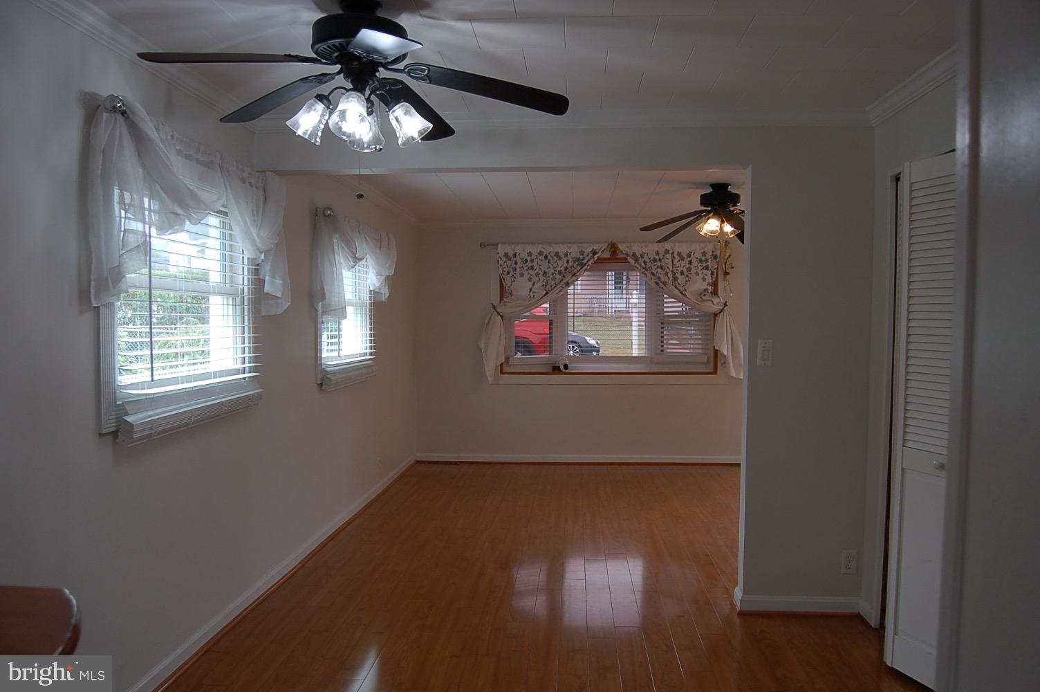 MIDDLE RIVER - Residential