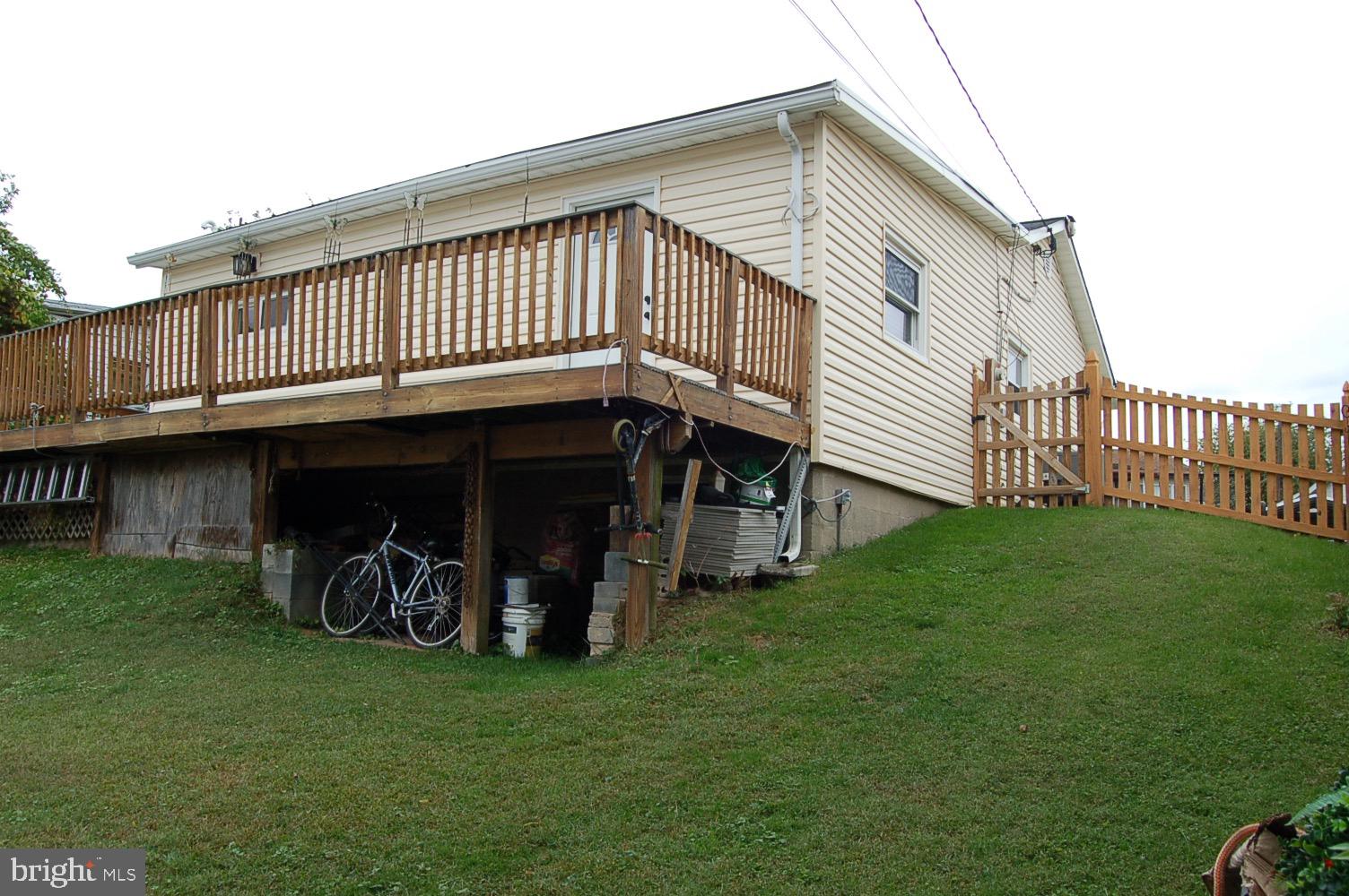 MIDDLE RIVER - Residential