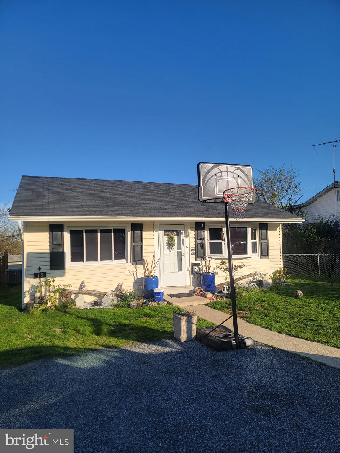 MIDDLE RIVER - Residential