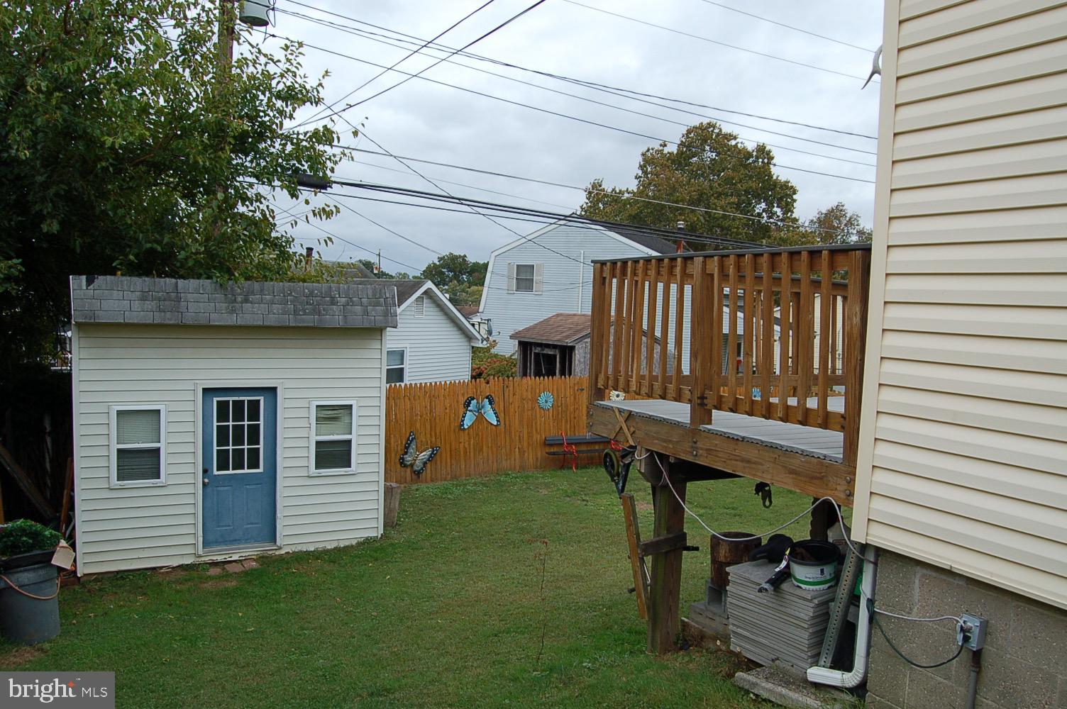 MIDDLE RIVER - Residential