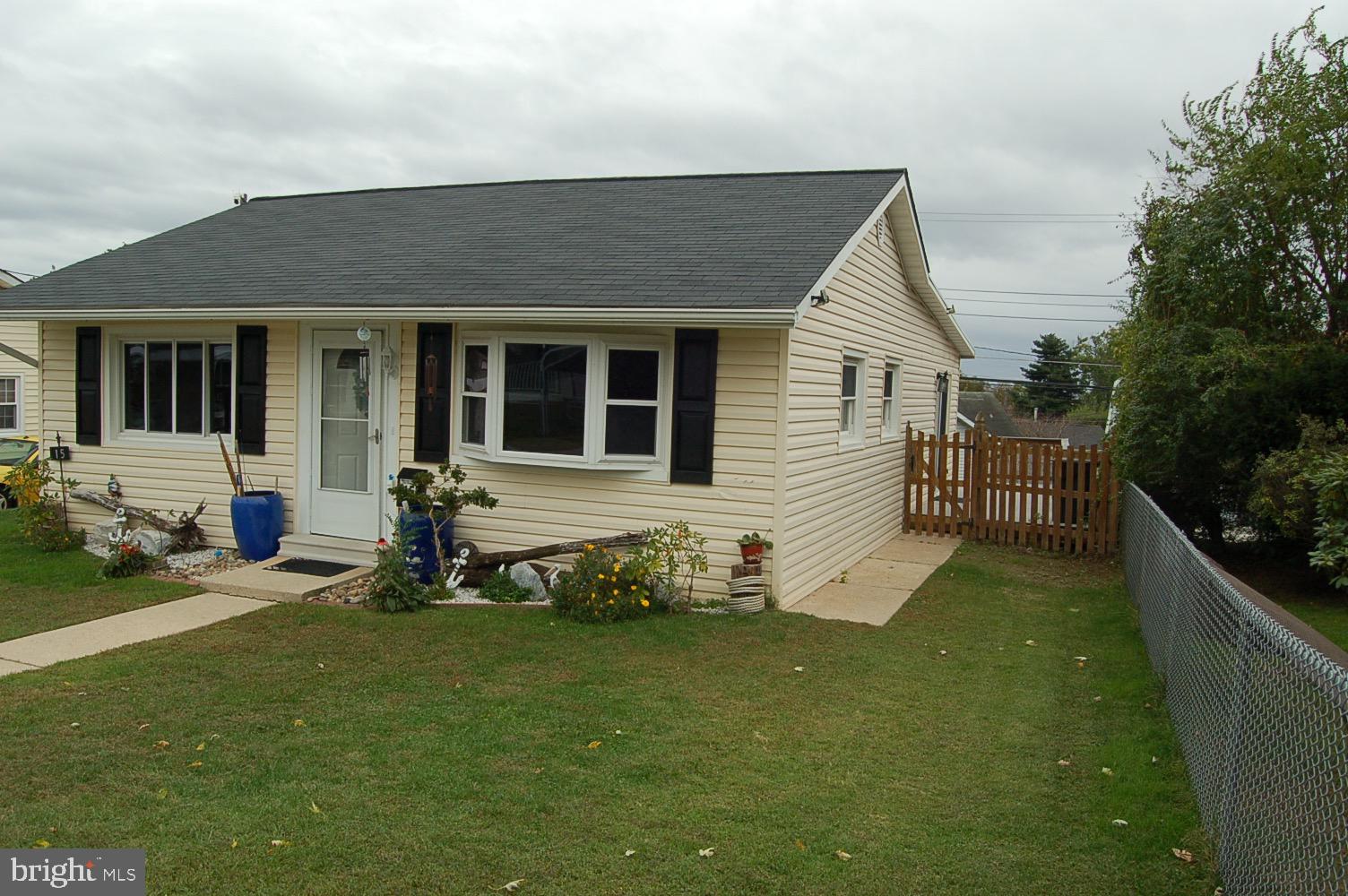 MIDDLE RIVER - Residential