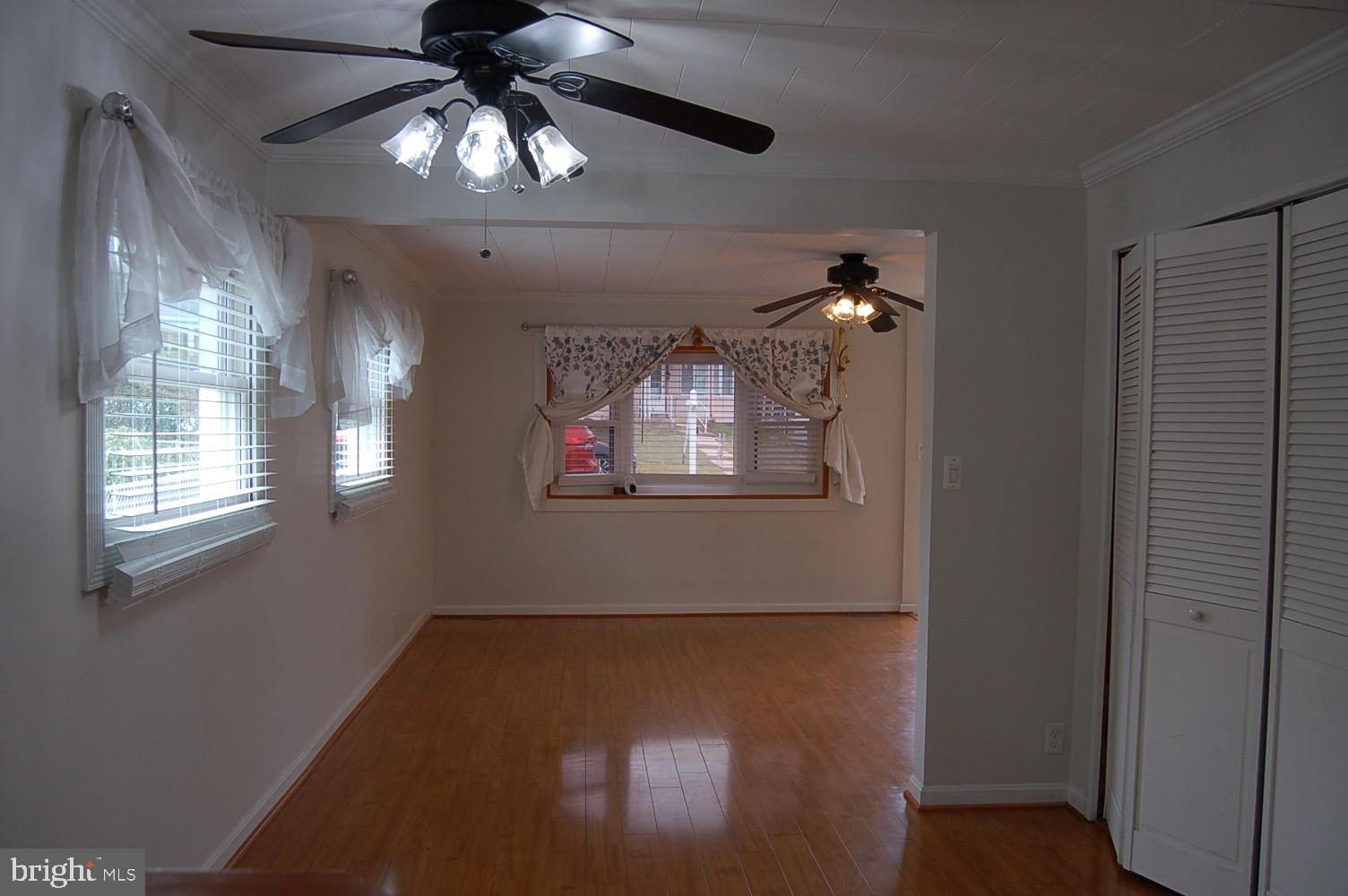 MIDDLE RIVER - Residential