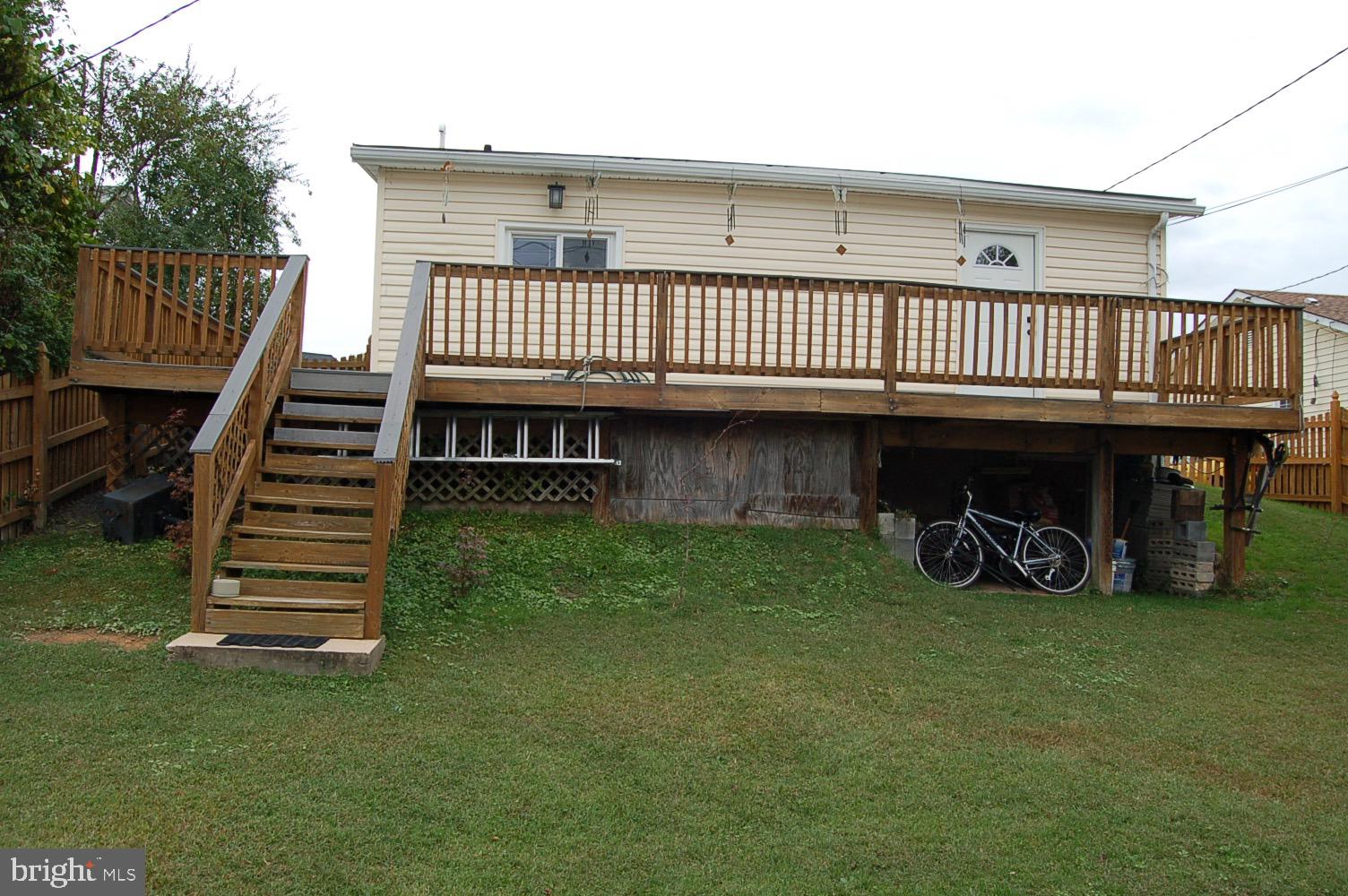 MIDDLE RIVER - Residential