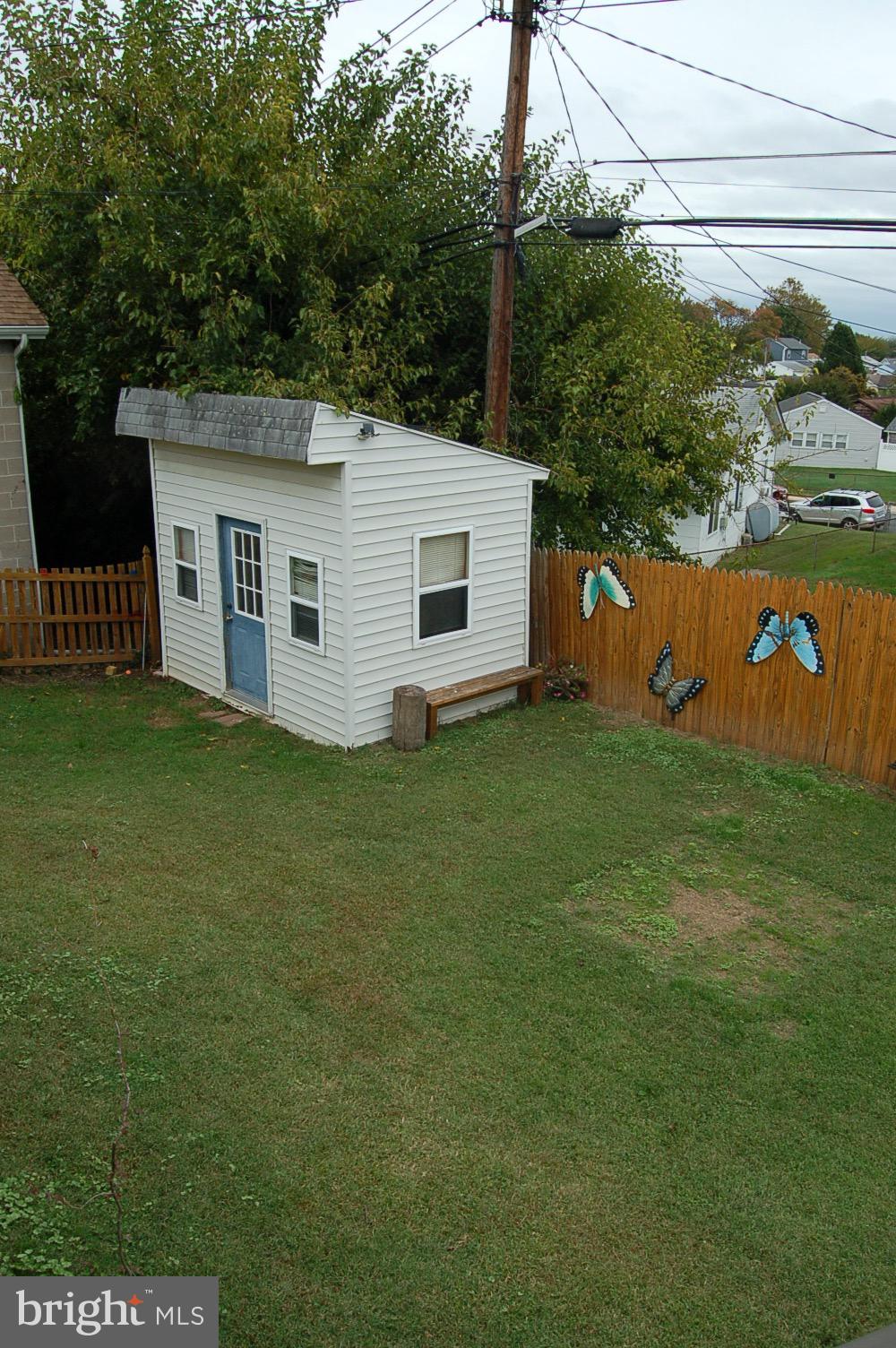 MIDDLE RIVER - Residential