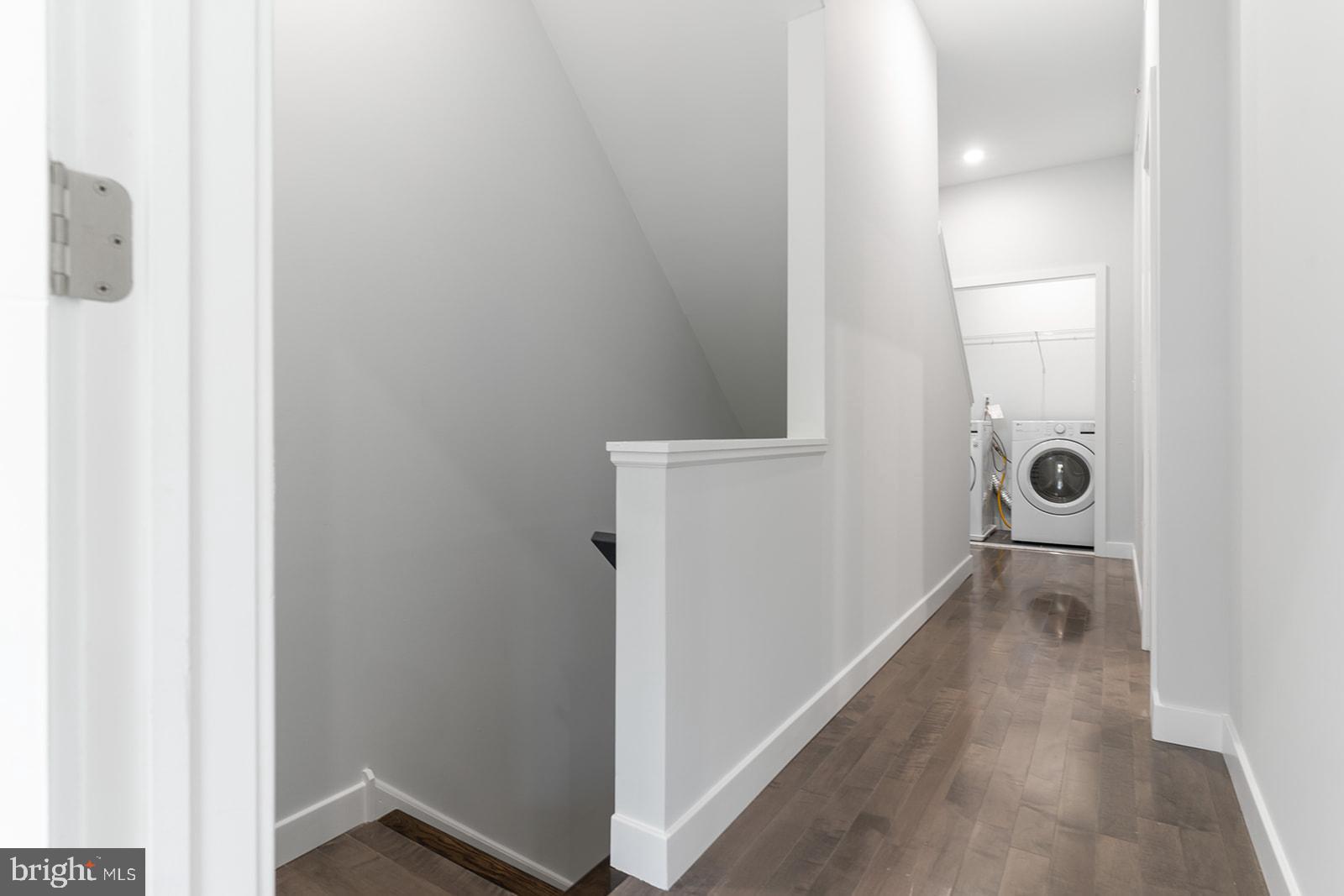 NORRIS SQUARE - Residential Lease