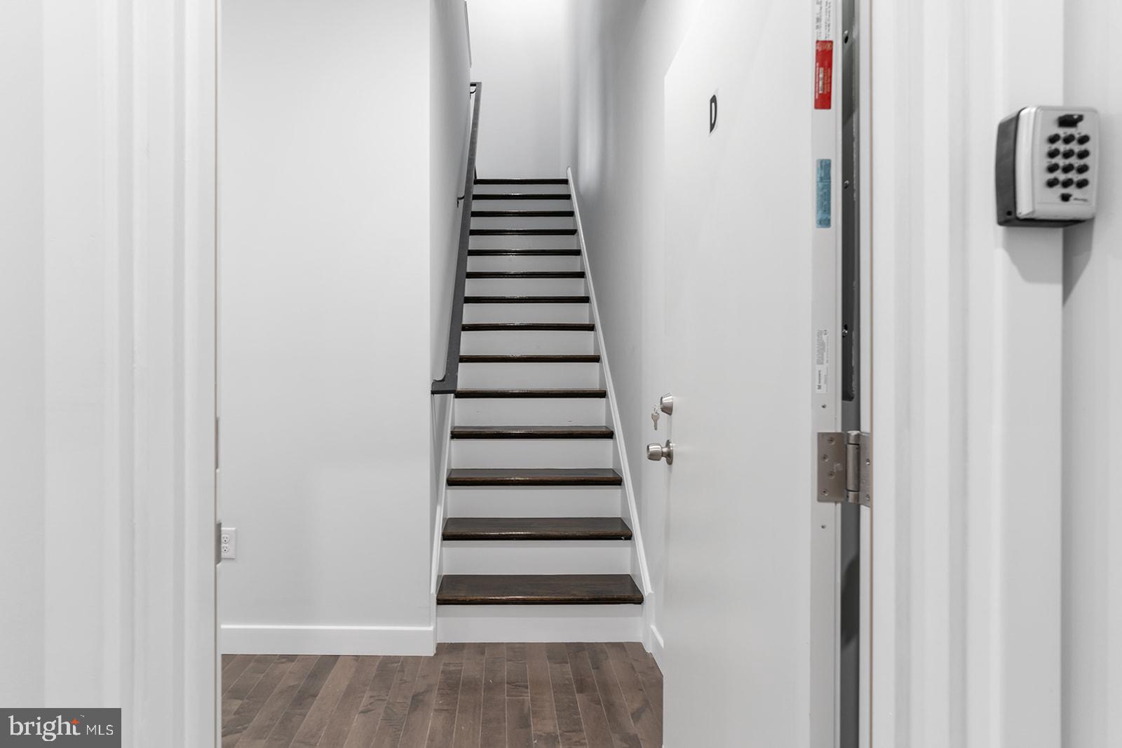 NORRIS SQUARE - Residential Lease