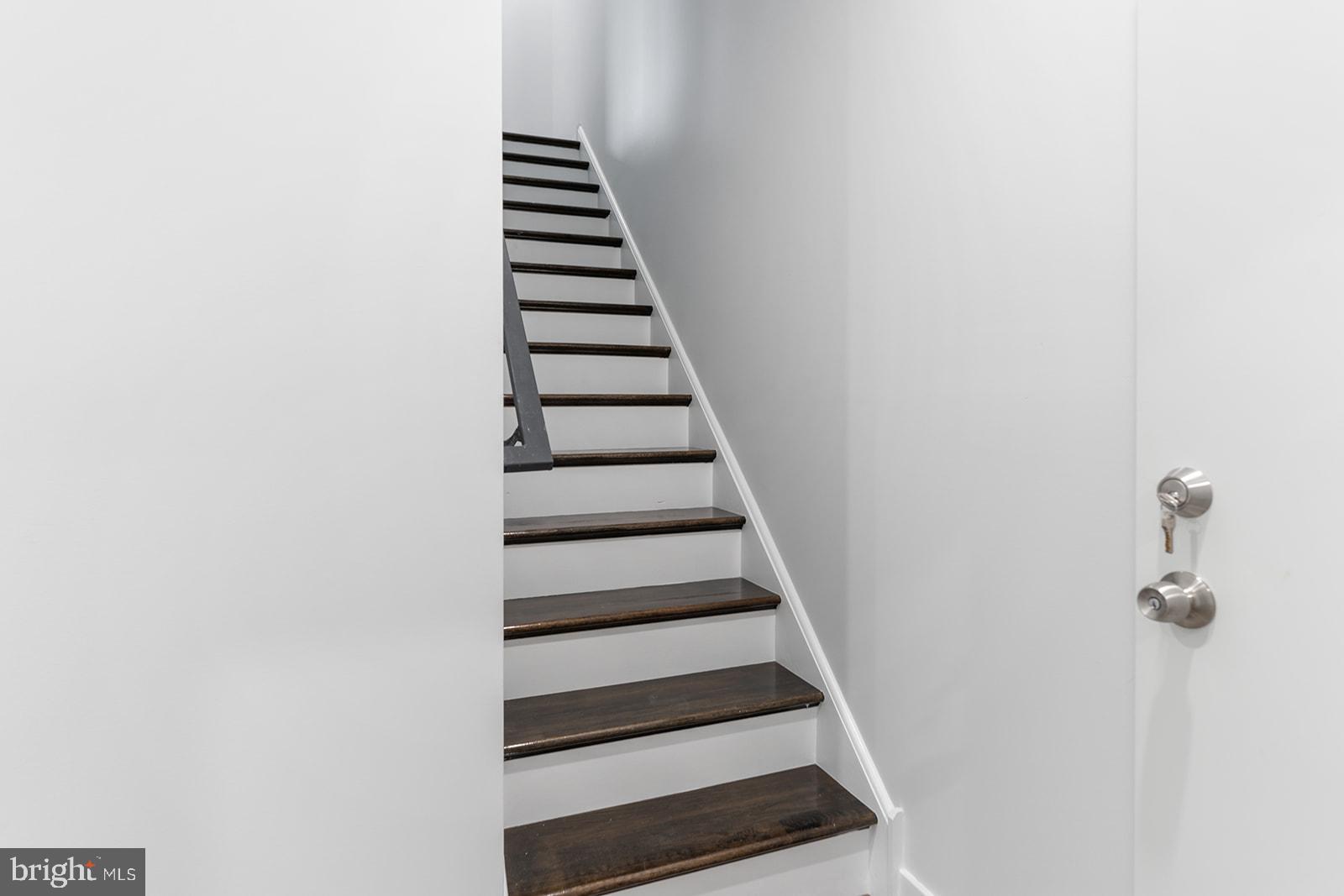 NORRIS SQUARE - Residential Lease