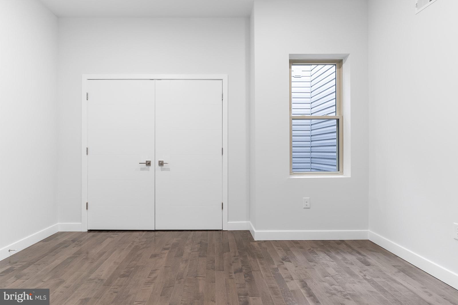 NORRIS SQUARE - Residential Lease