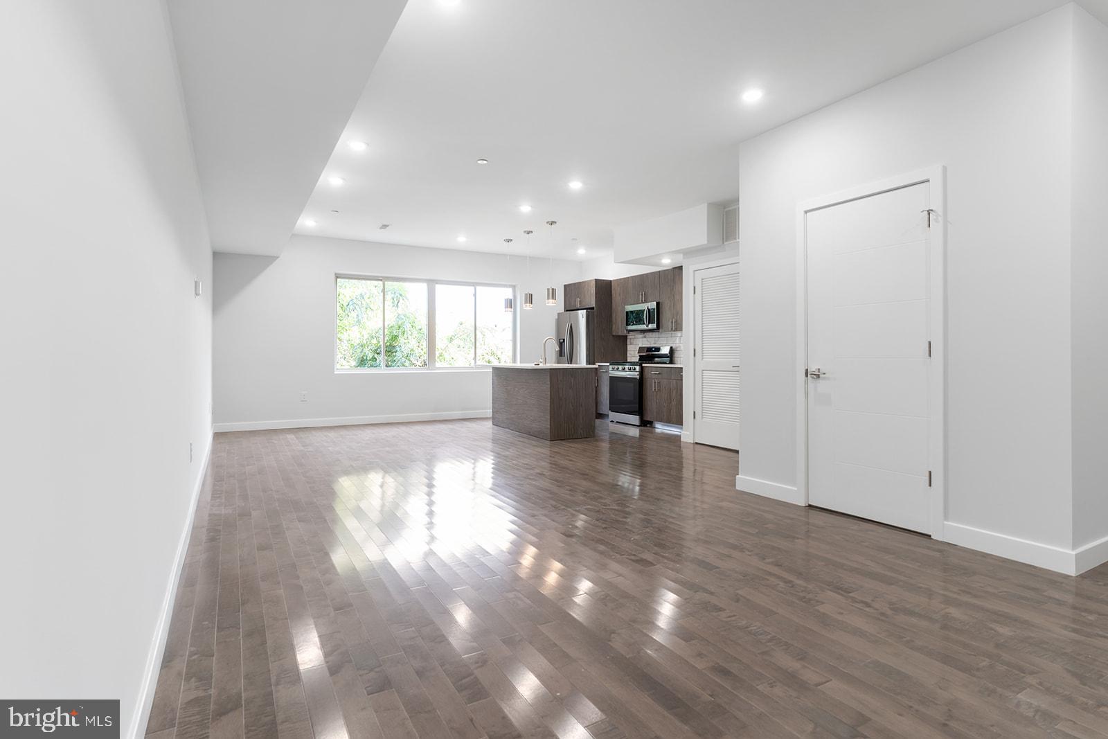 NORRIS SQUARE - Residential Lease