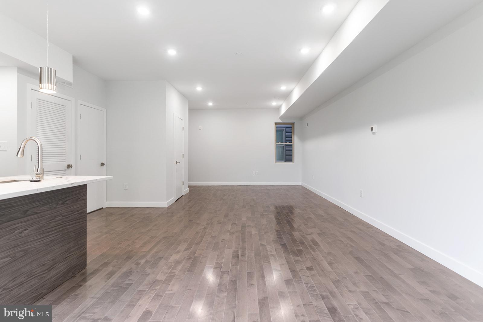 NORRIS SQUARE - Residential Lease