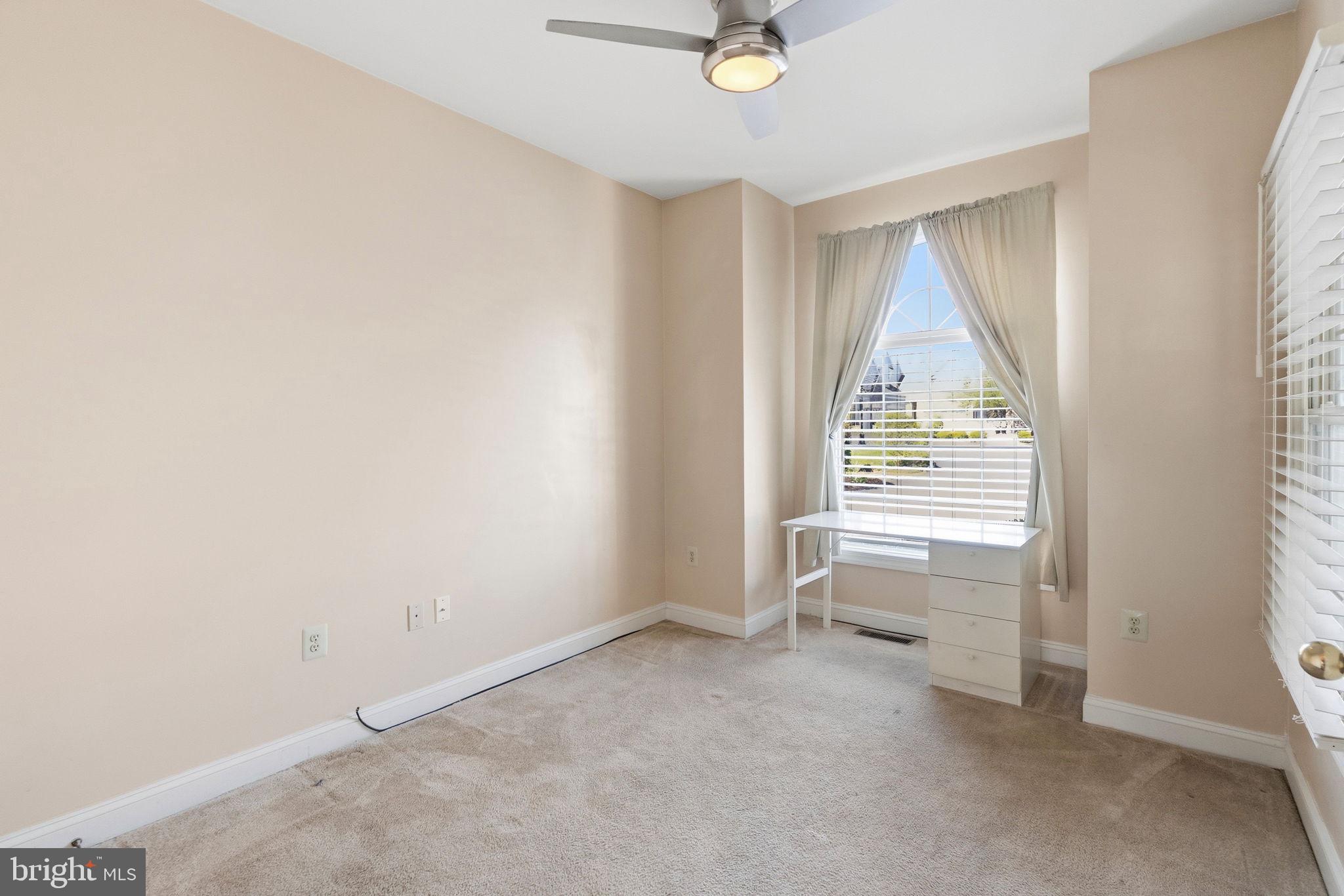 MONTGOMERY WALK - Residential