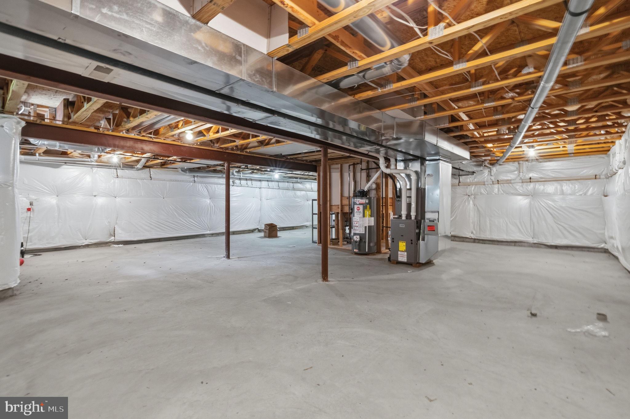 MONTGOMERY WALK - Residential