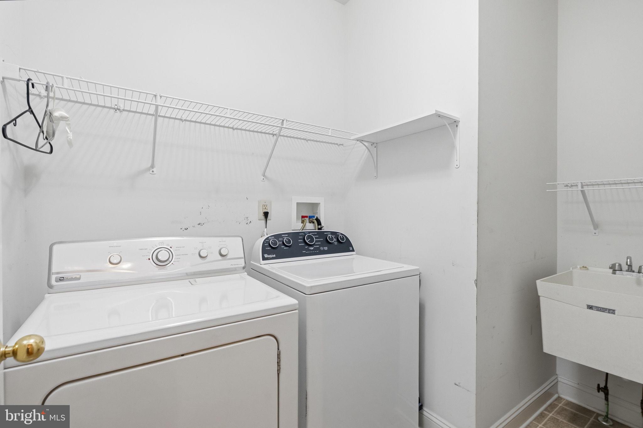 MONTGOMERY WALK - Residential