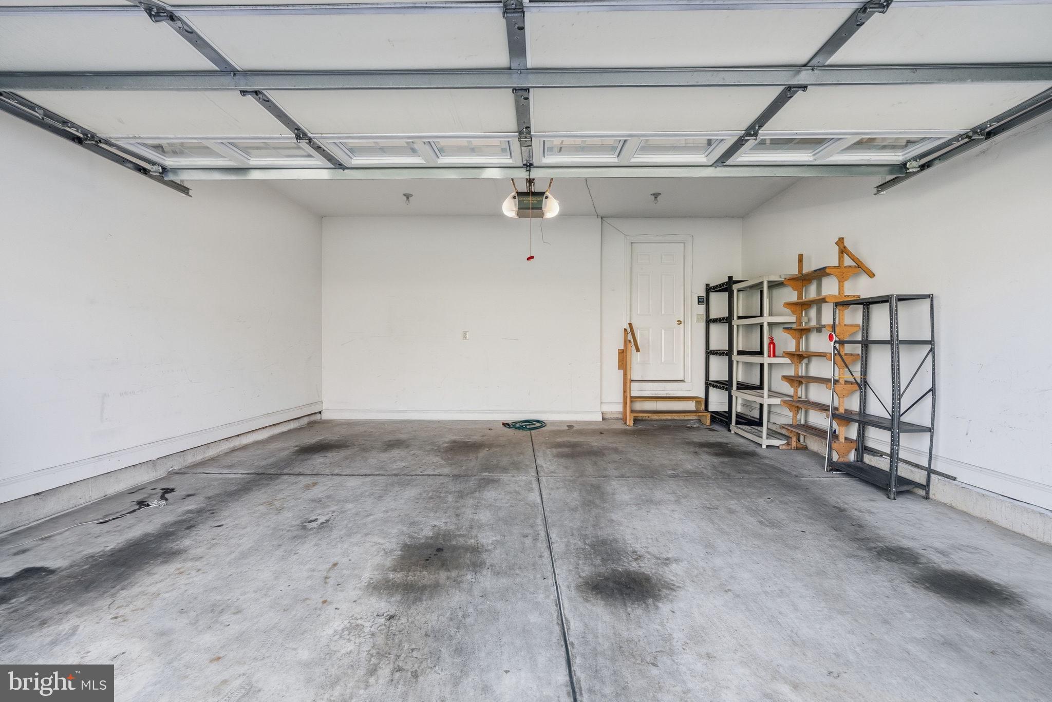 MONTGOMERY WALK - Residential