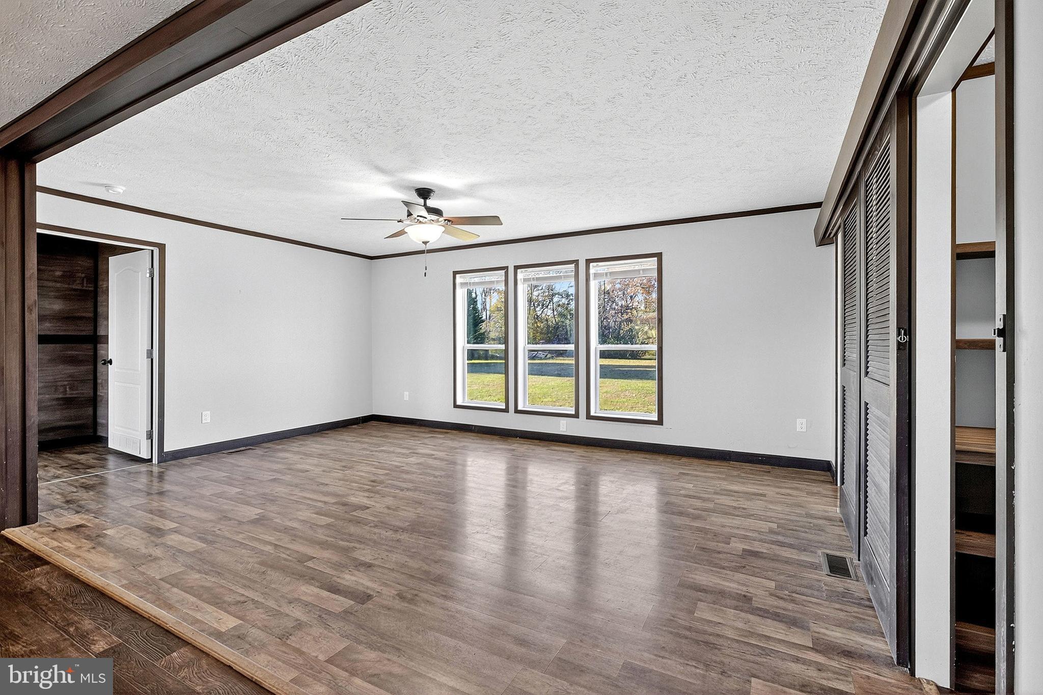 CHELESA VILLA - Residential