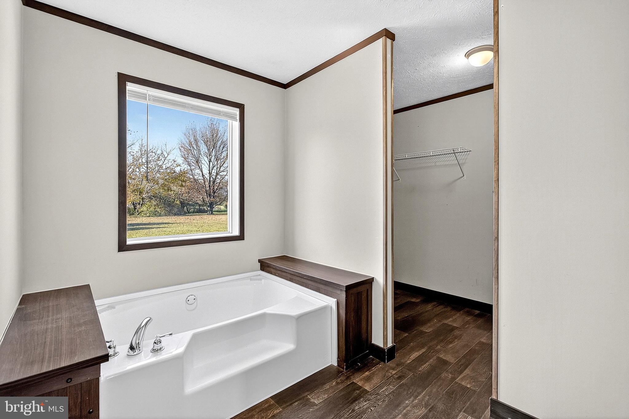 CHELESA VILLA - Residential