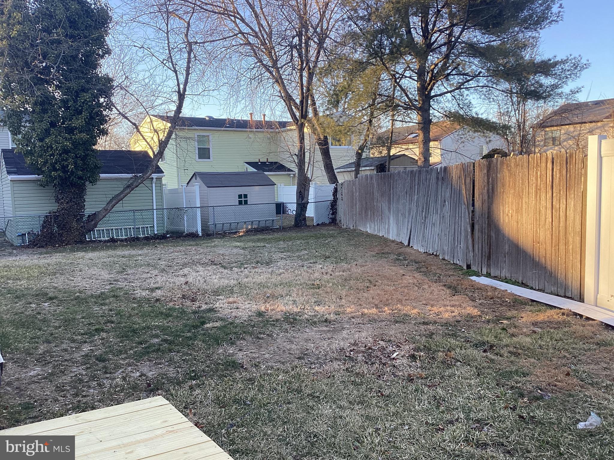 BIRCHES WEST - Residential