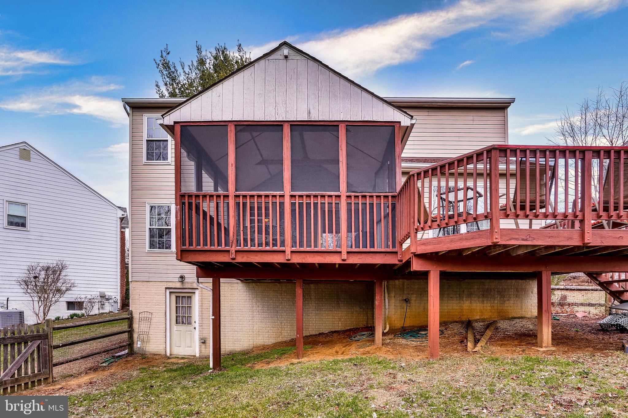 MONTGOMERY MEADOWS - Residential