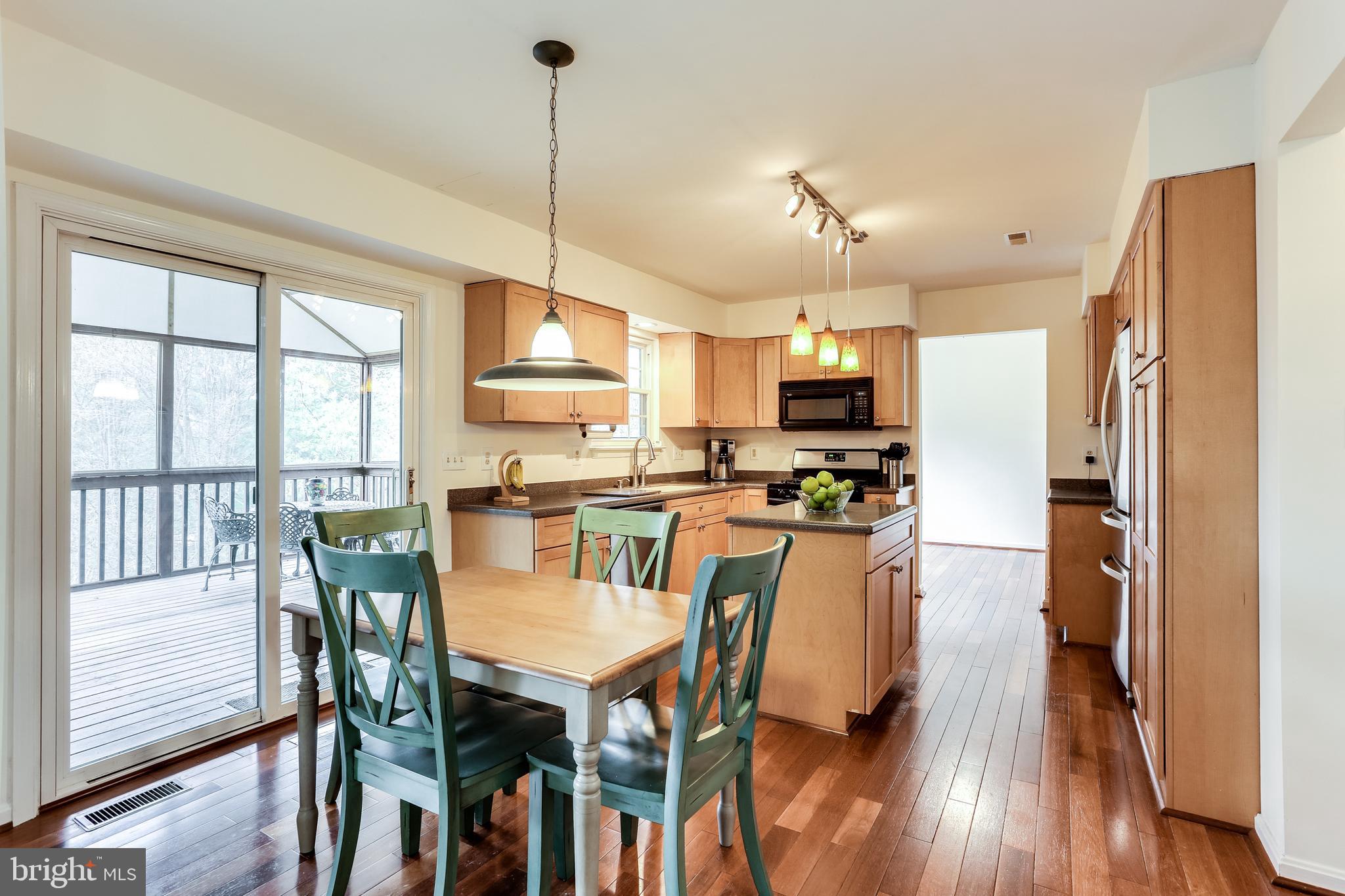 MONTGOMERY MEADOWS - Residential