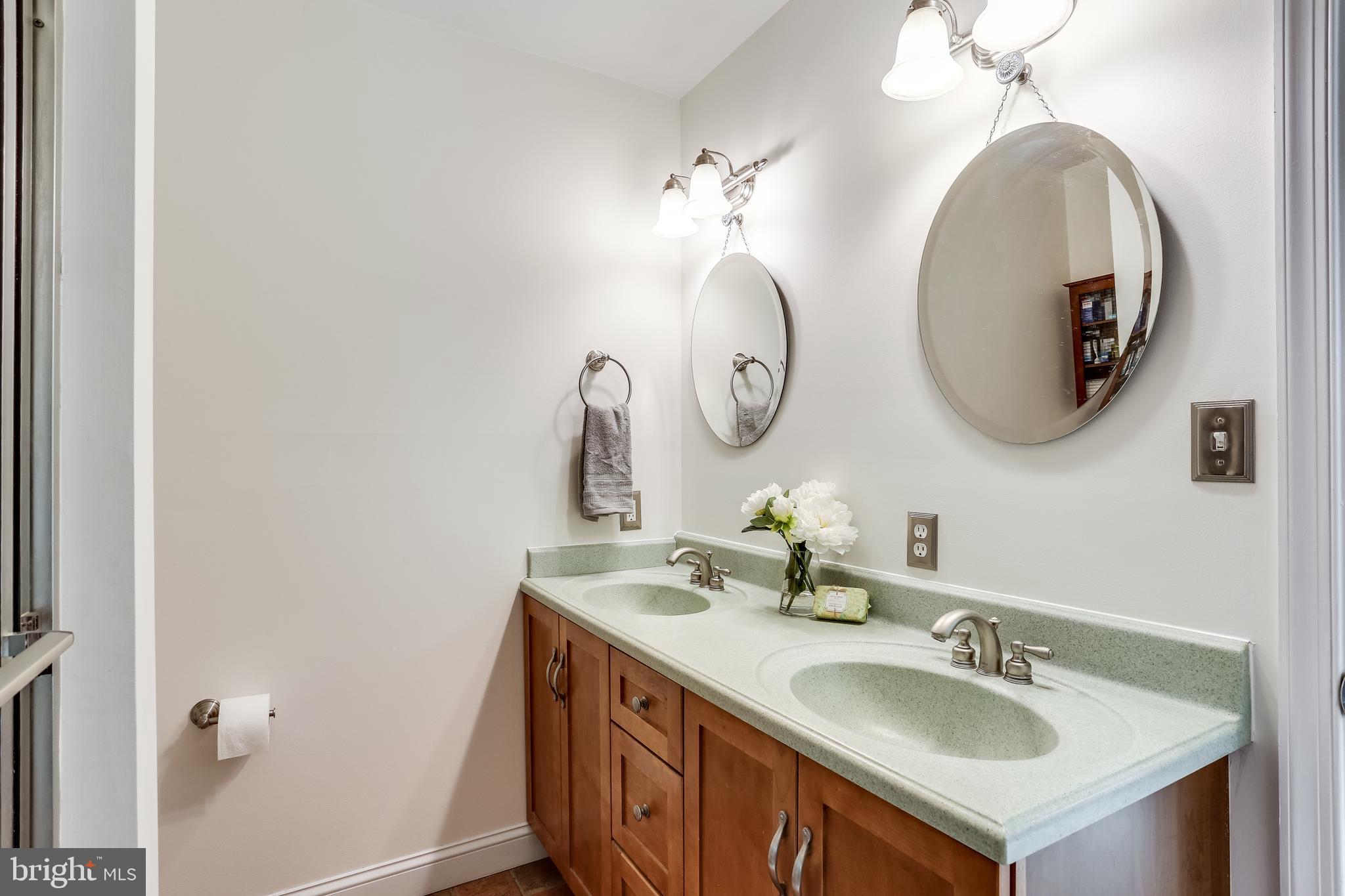 MONTGOMERY MEADOWS - Residential