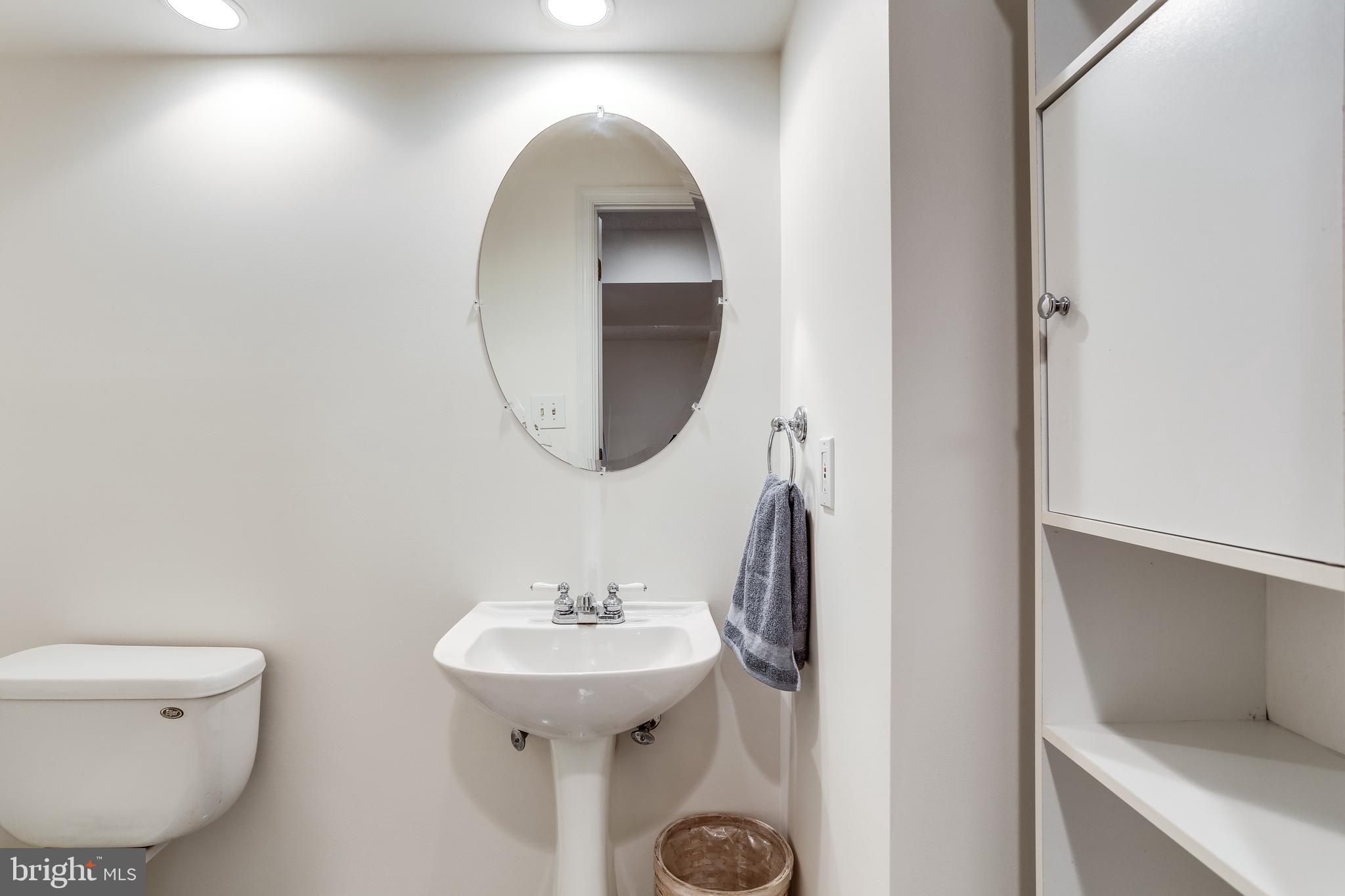 MONTGOMERY MEADOWS - Residential