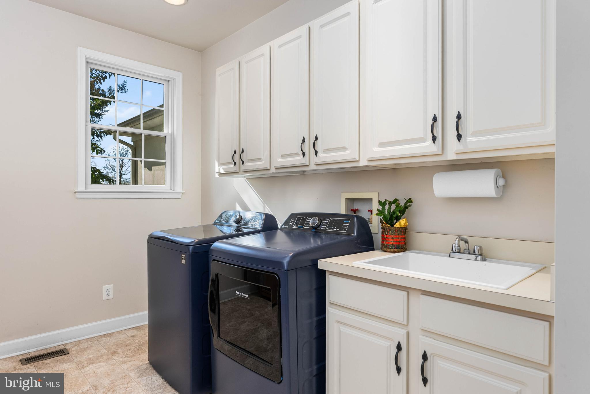 MY LADY'S MANOR - Farm