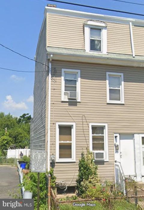 Photo of 25 S Sussex Street, GLOUCESTER CITY, NJ 08030 (MLS # NJCD2116432)