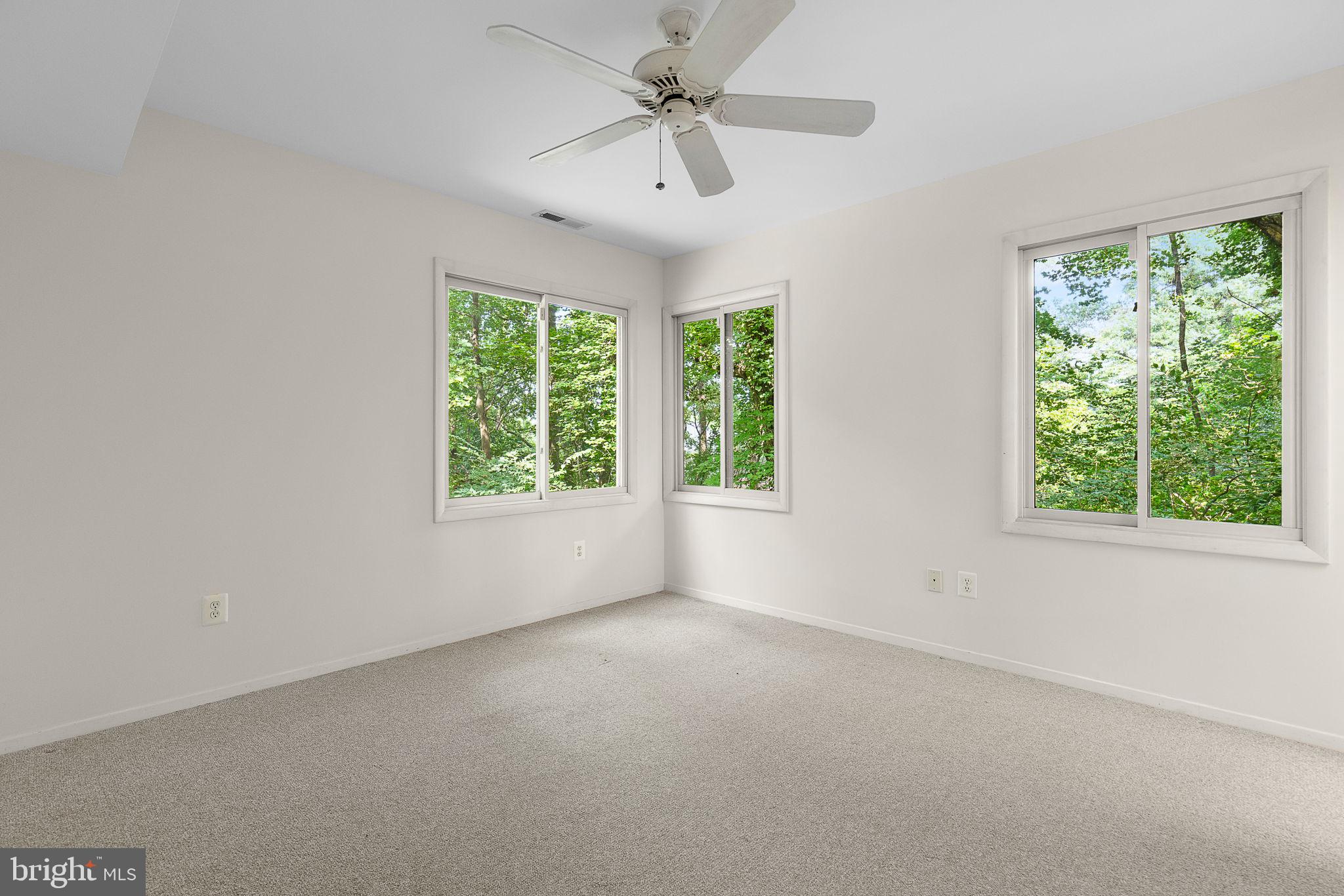 BUFFALO HILL - Residential