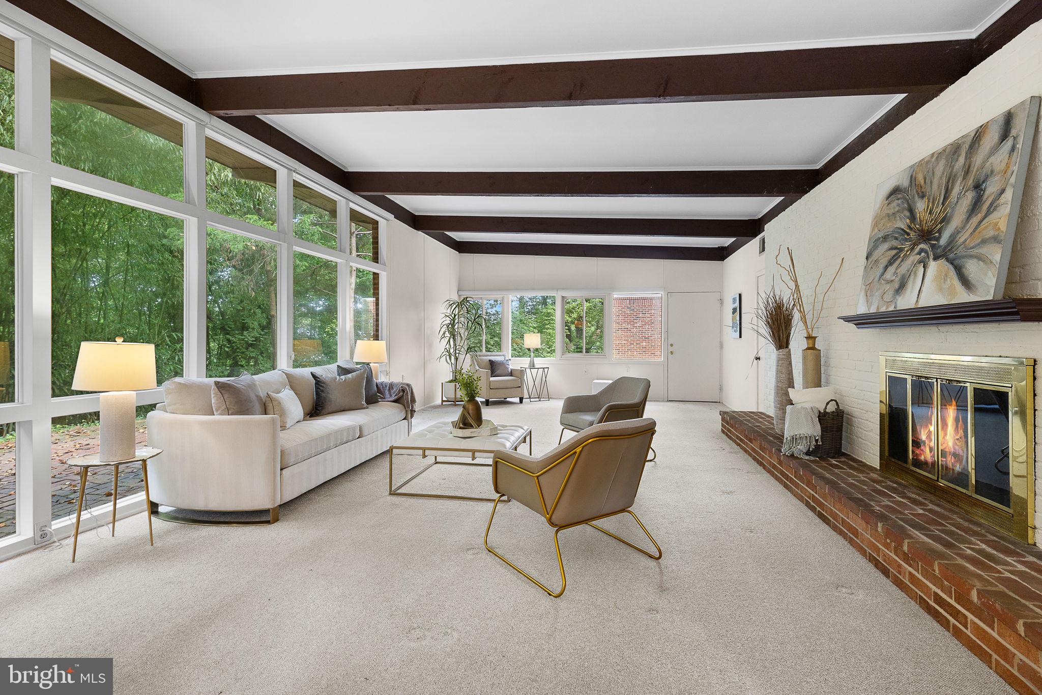 BUFFALO HILL - Residential