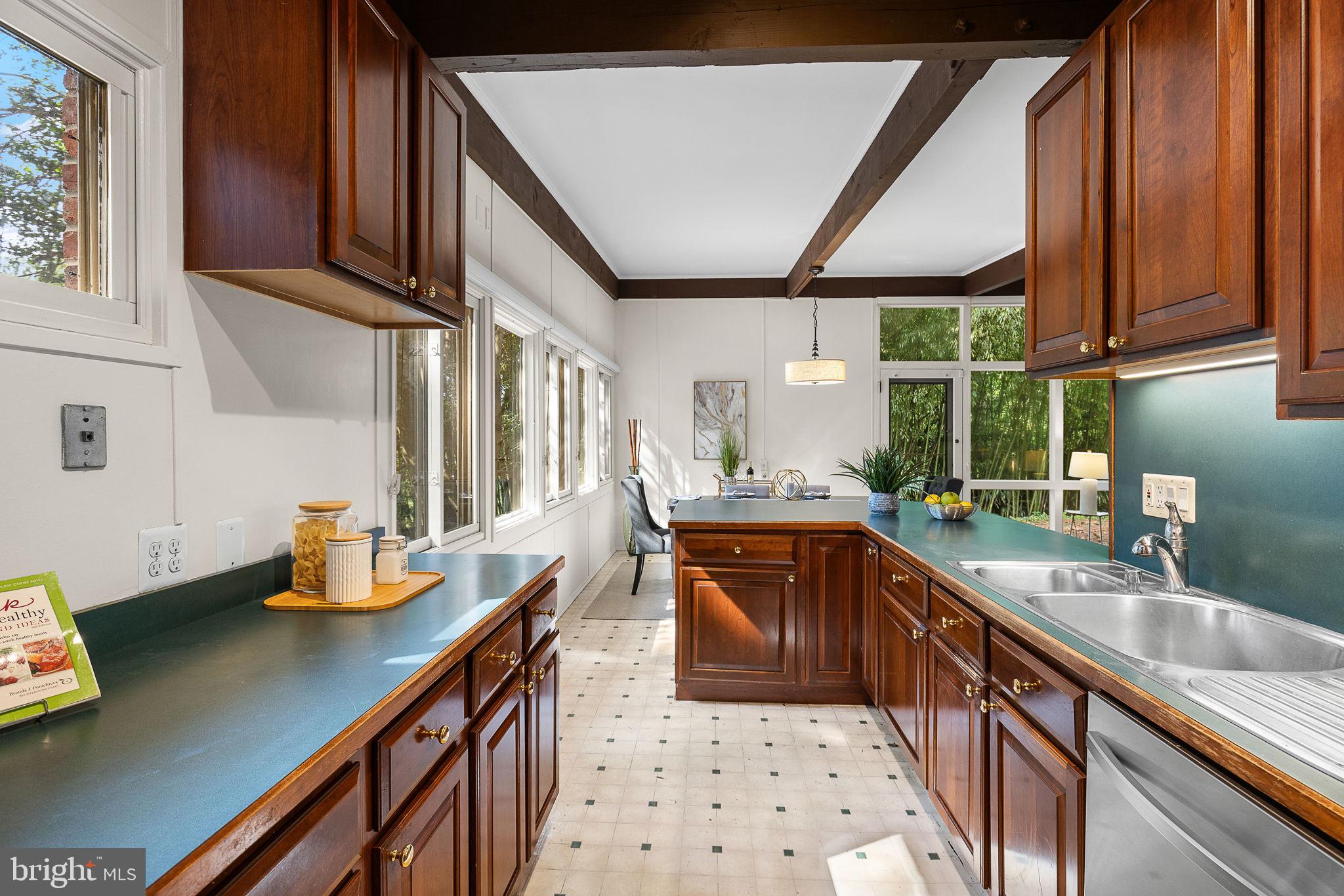 BUFFALO HILL - Residential