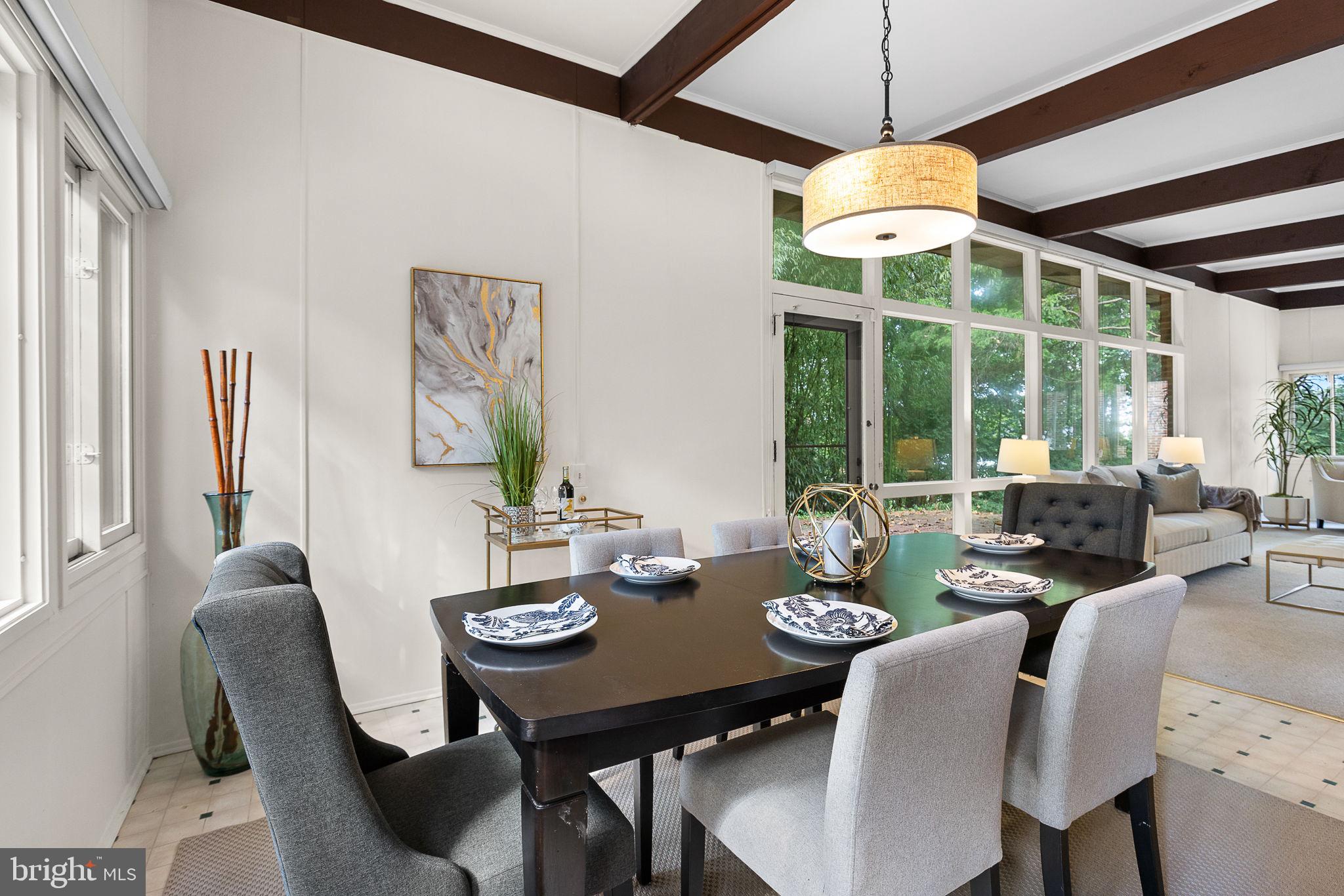 BUFFALO HILL - Residential