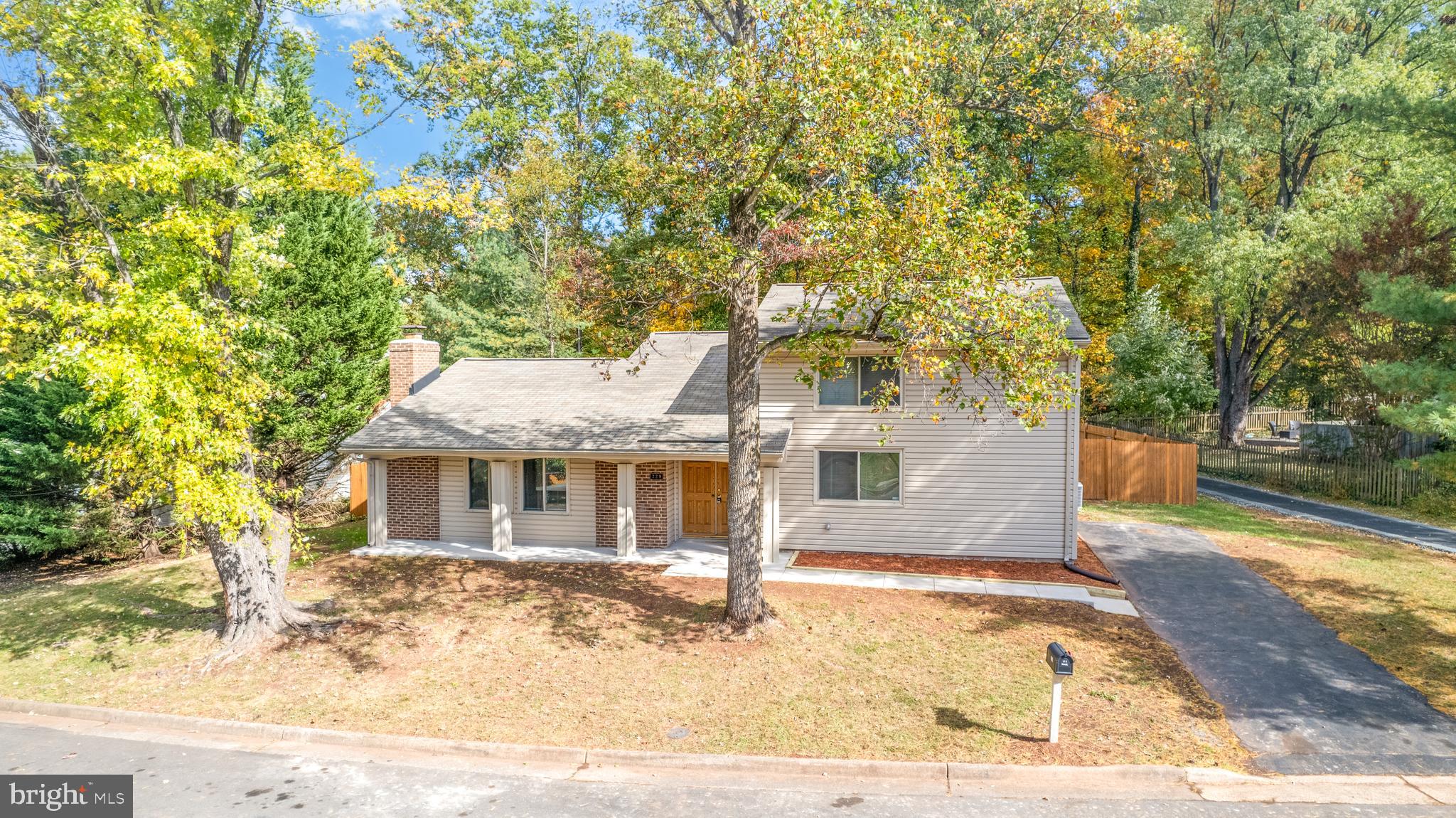 SUGARLAND RUN - Residential