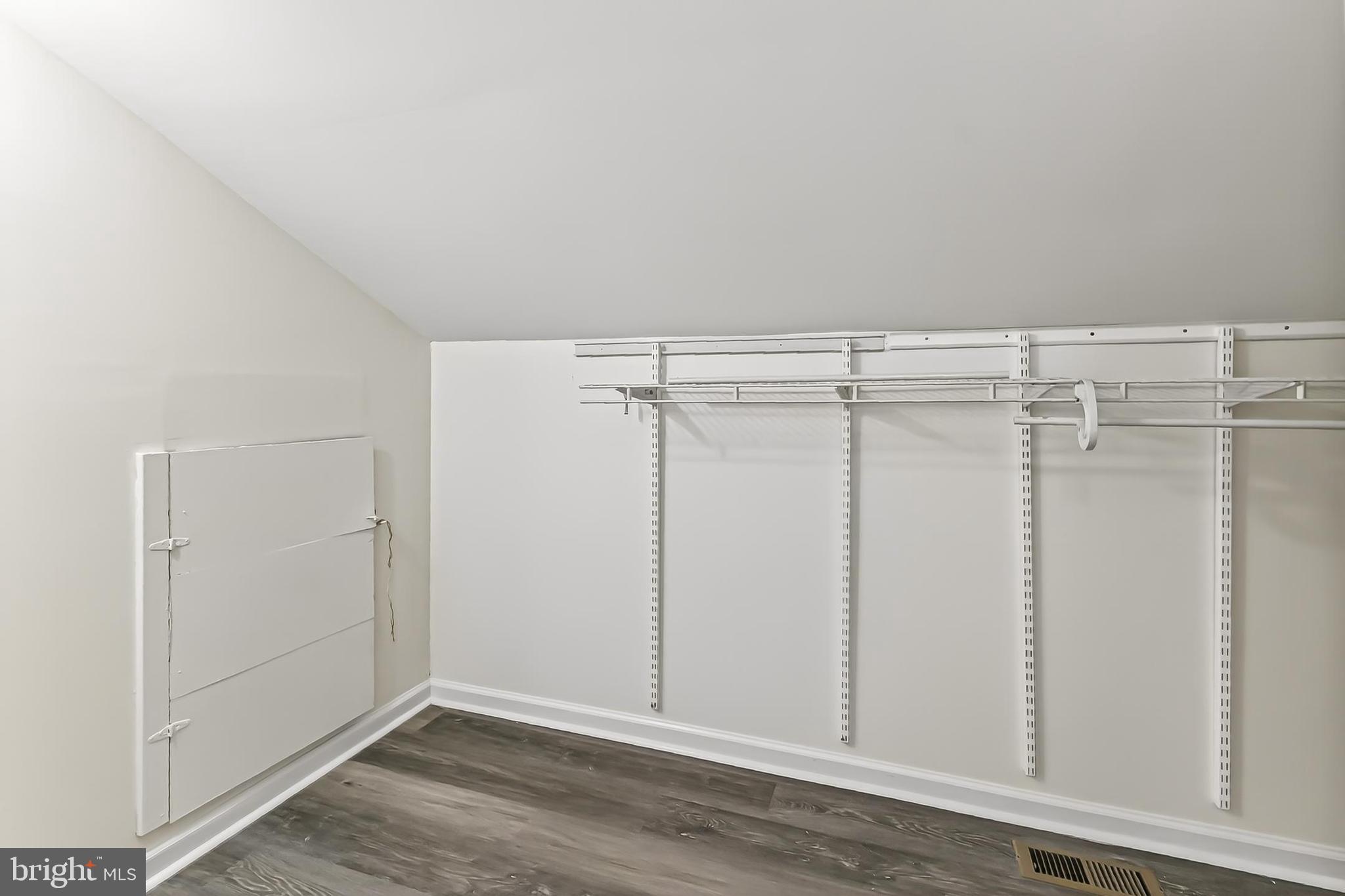 SUGARLAND RUN - Residential