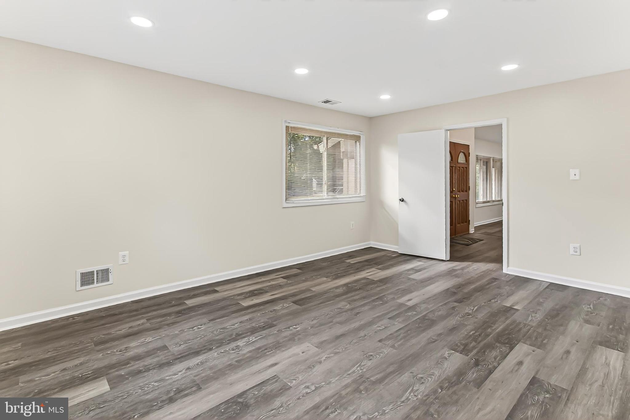 SUGARLAND RUN - Residential