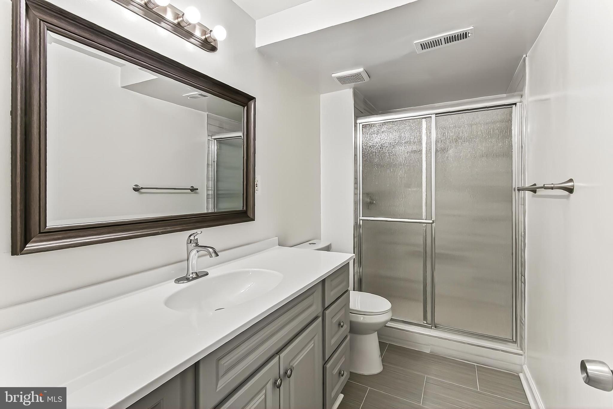 SUGARLAND RUN - Residential