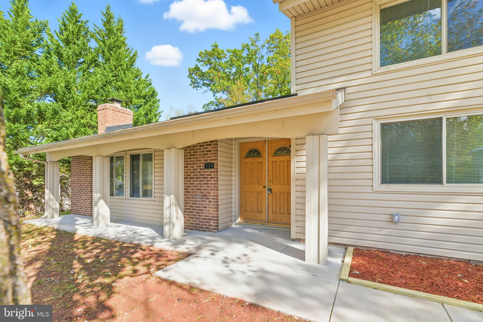 SUGARLAND RUN - Residential