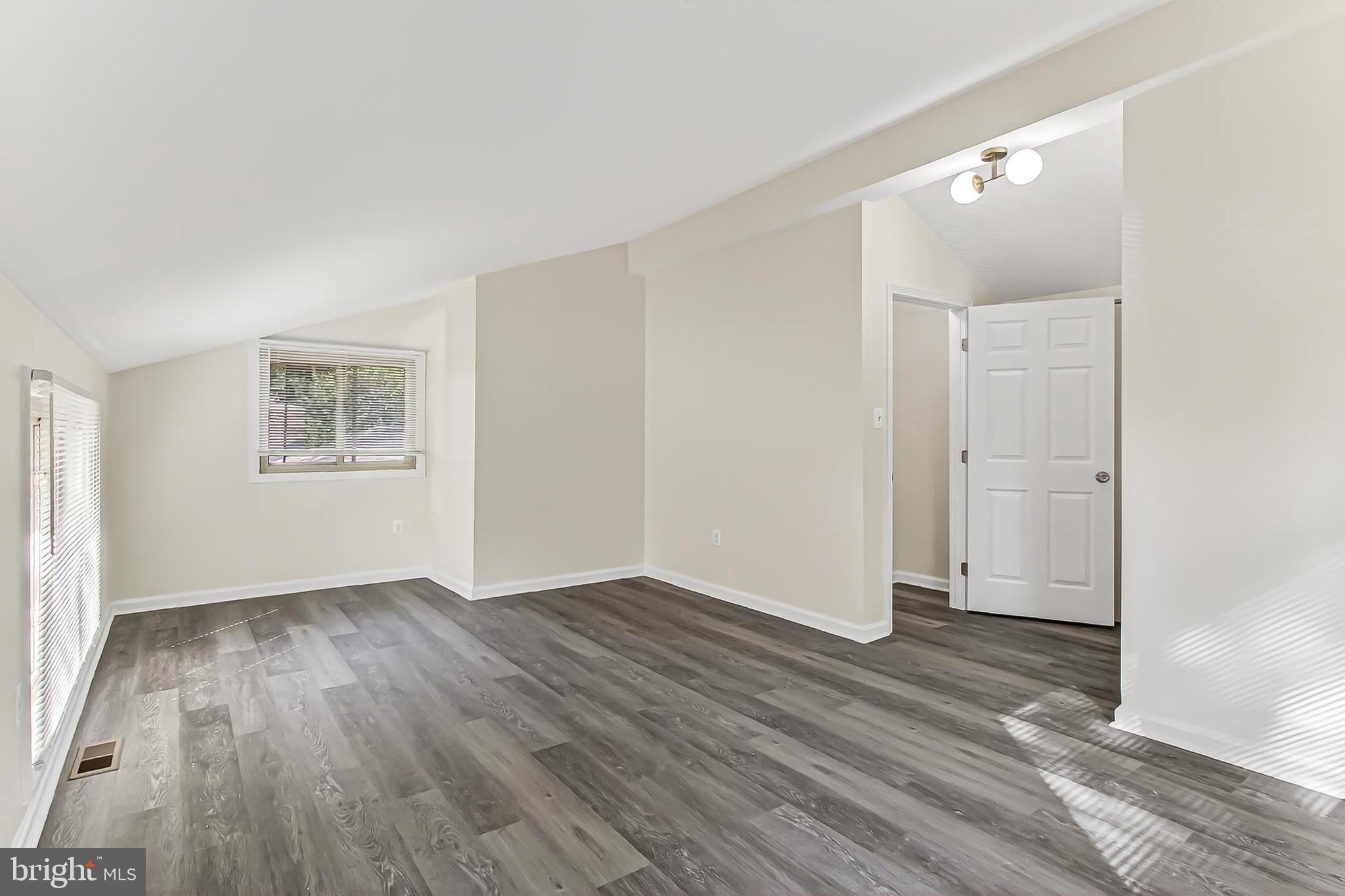 SUGARLAND RUN - Residential