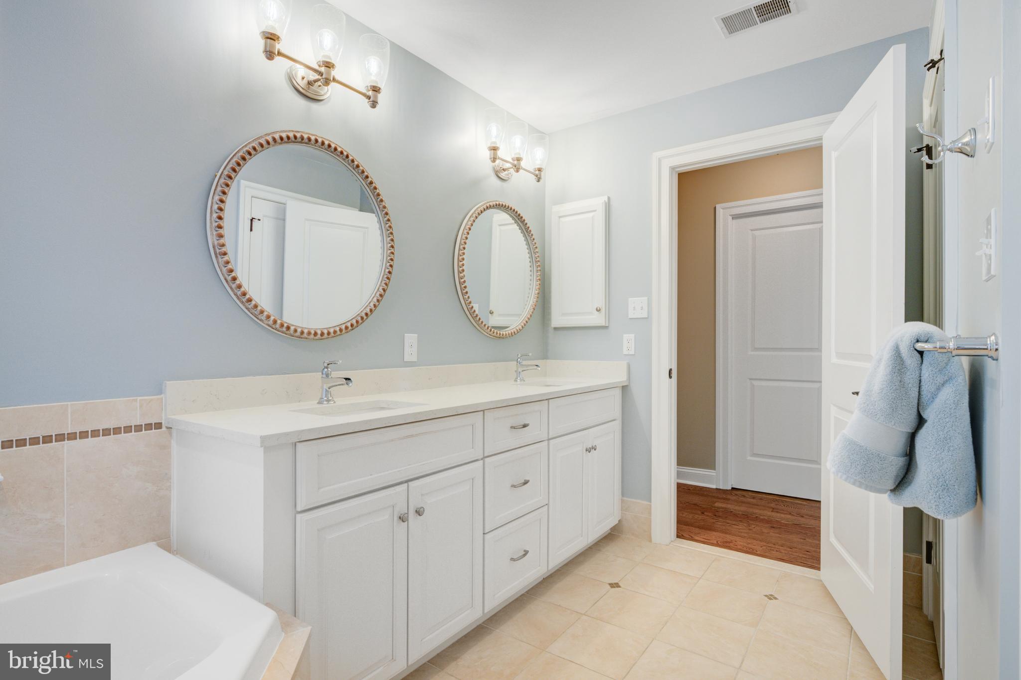 MOYLAN - Residential