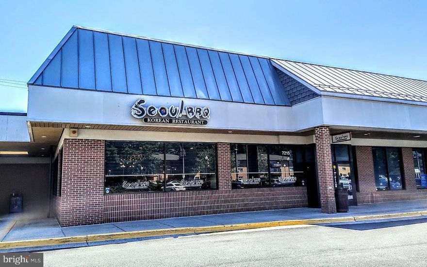 *** BUSINESS ONLY!!!   ***Korean BBQ restaurant located in a prime area of Springfield.
This business has strong revenue potential with significant upside for an active owner-operator.  
The owners are retiring.  "Please Do Not Disturb the Seller & Staff"  MUST!!!
-2,800 sf  ***BUSINESS ONLY!!! ***
