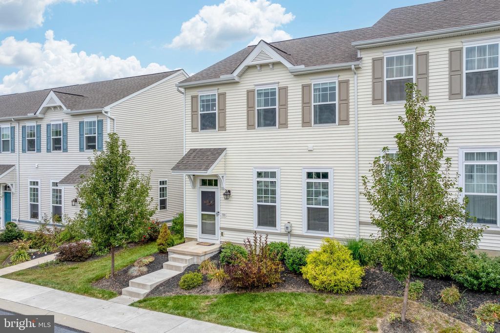 Photo of 705 Danforth Circle, Willow Street, PA 17584 (MLS # PALA2057466)