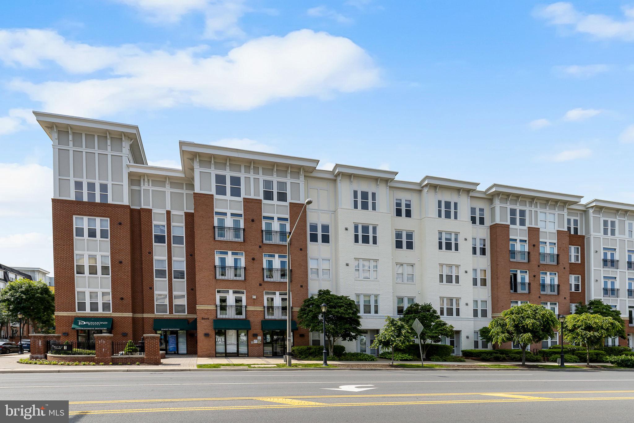 HALSTEAD AT THE METRO II - Residential