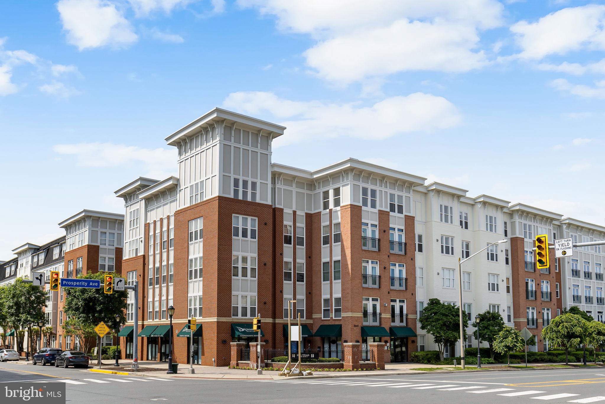 HALSTEAD AT THE METRO II - Residential