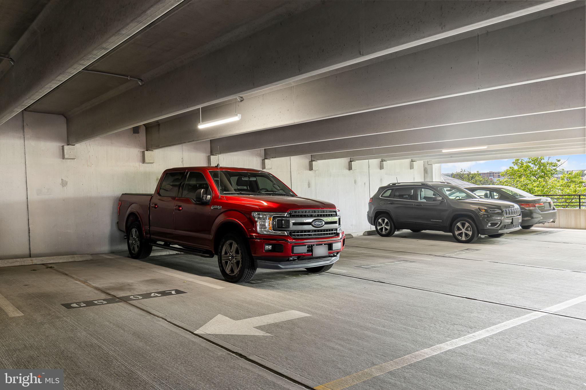 HALSTEAD AT THE METRO II - Residential